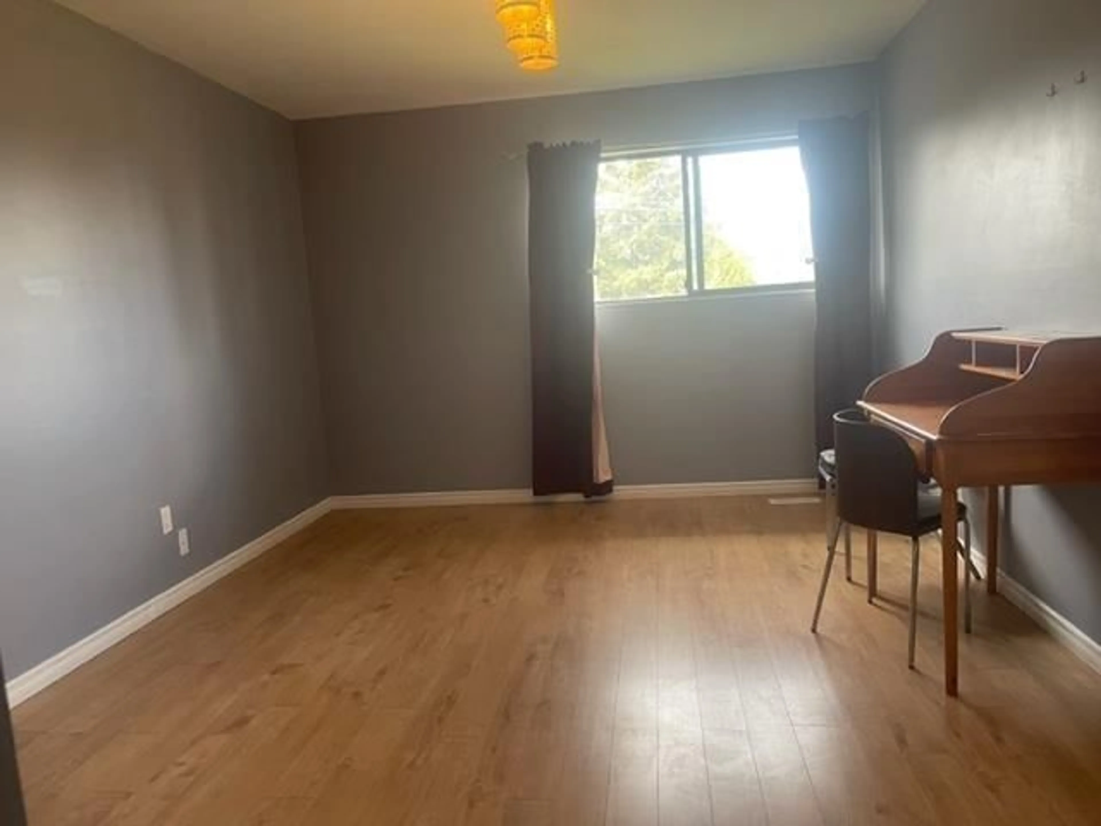 A pic of a room for 9582 155A, Surrey British Columbia V3R7S6