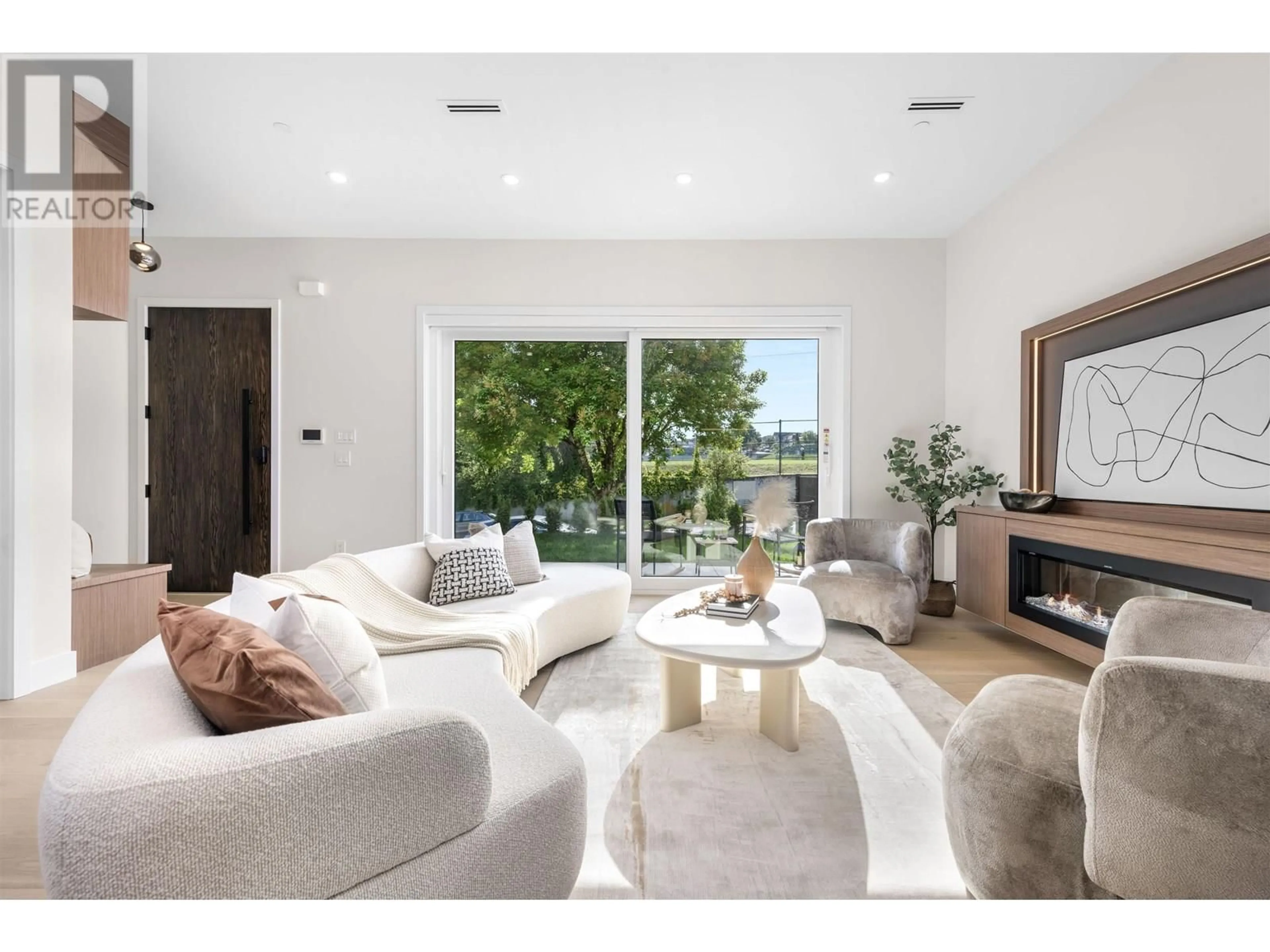 Living room with furniture, unknown for 1 - 4071 LILLOOET STREET, Vancouver British Columbia V5R2G1