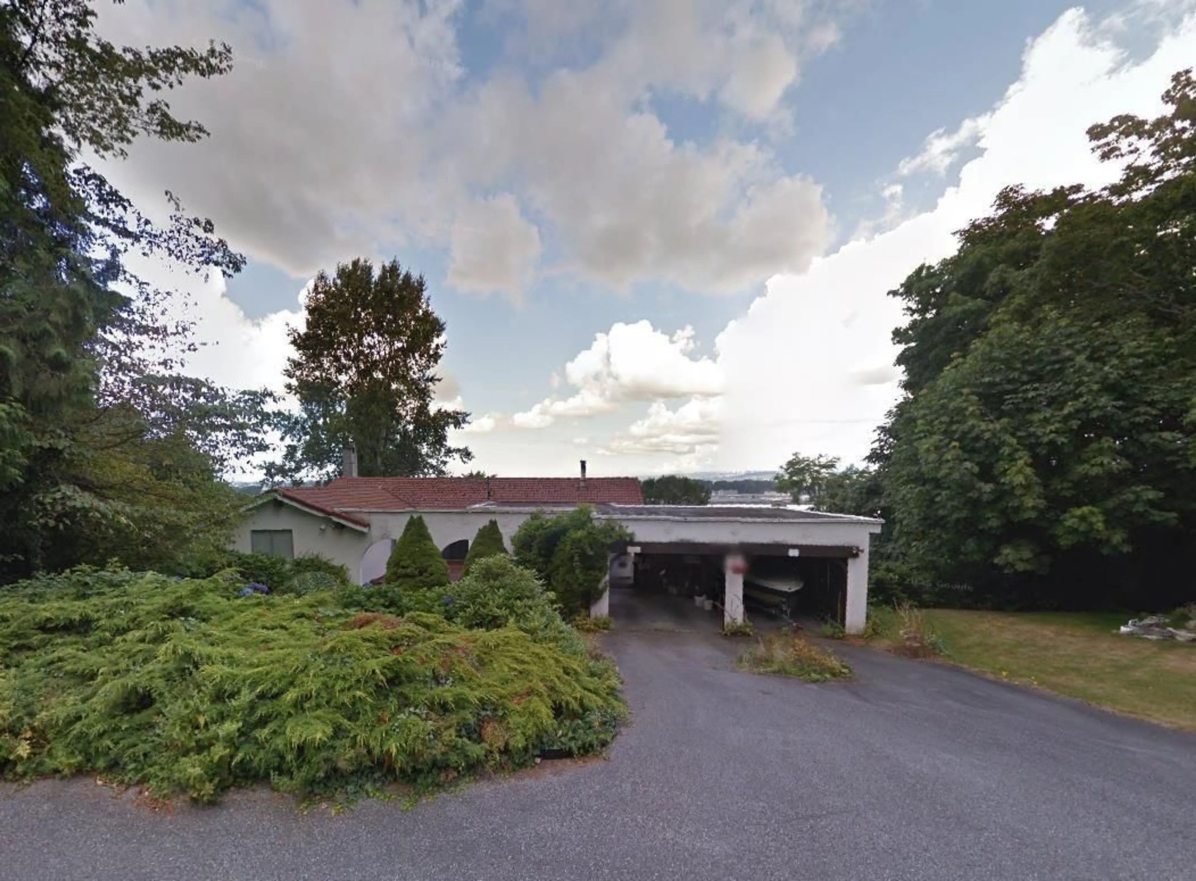 A pic from outside/outdoor area/front of a property/back of a property/a pic from drone, unknown for 9401 EBOR, Delta British Columbia V4C4R4