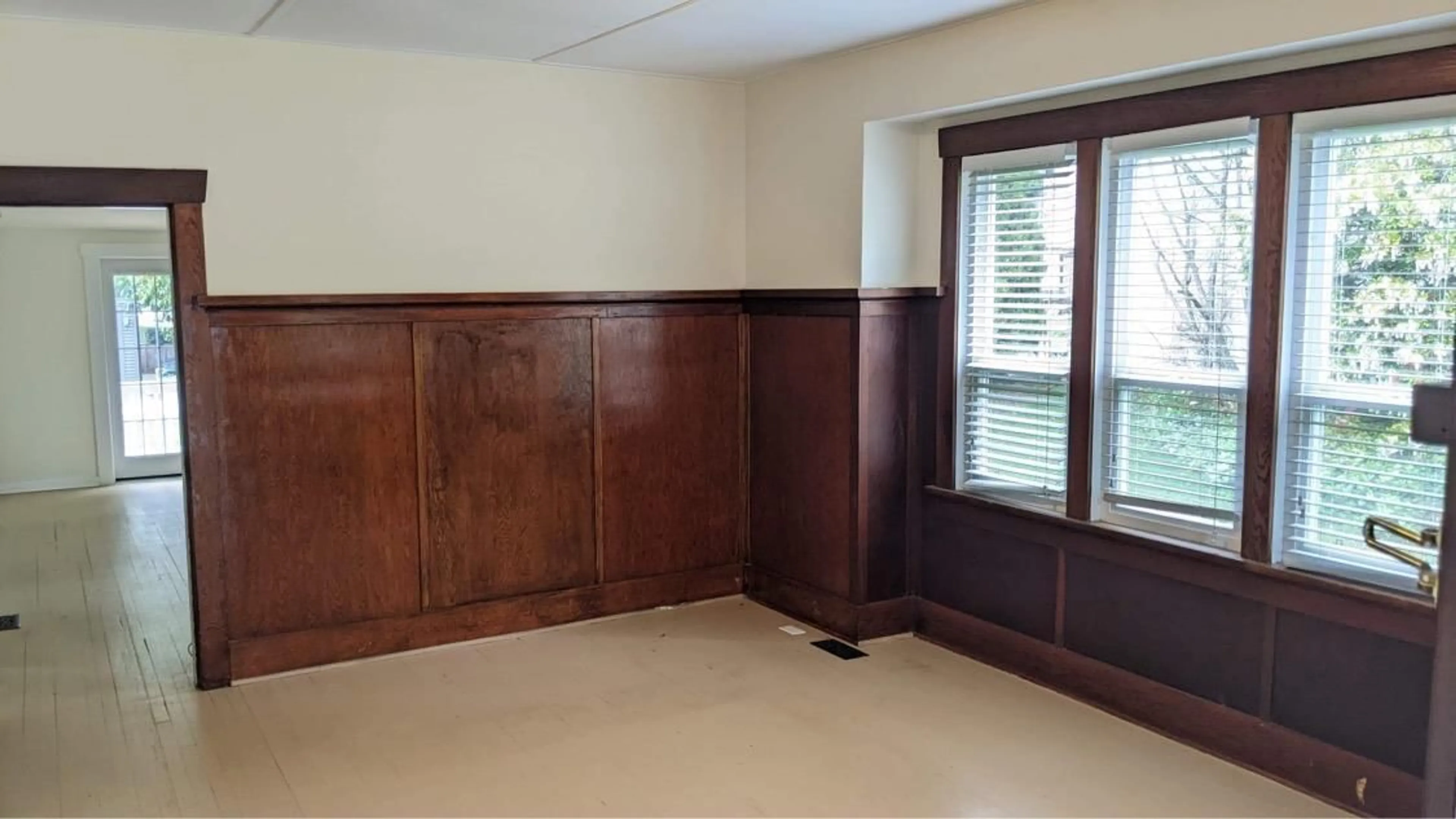 A pic of a room for 33913 PINE, Abbotsford British Columbia V2S2P4