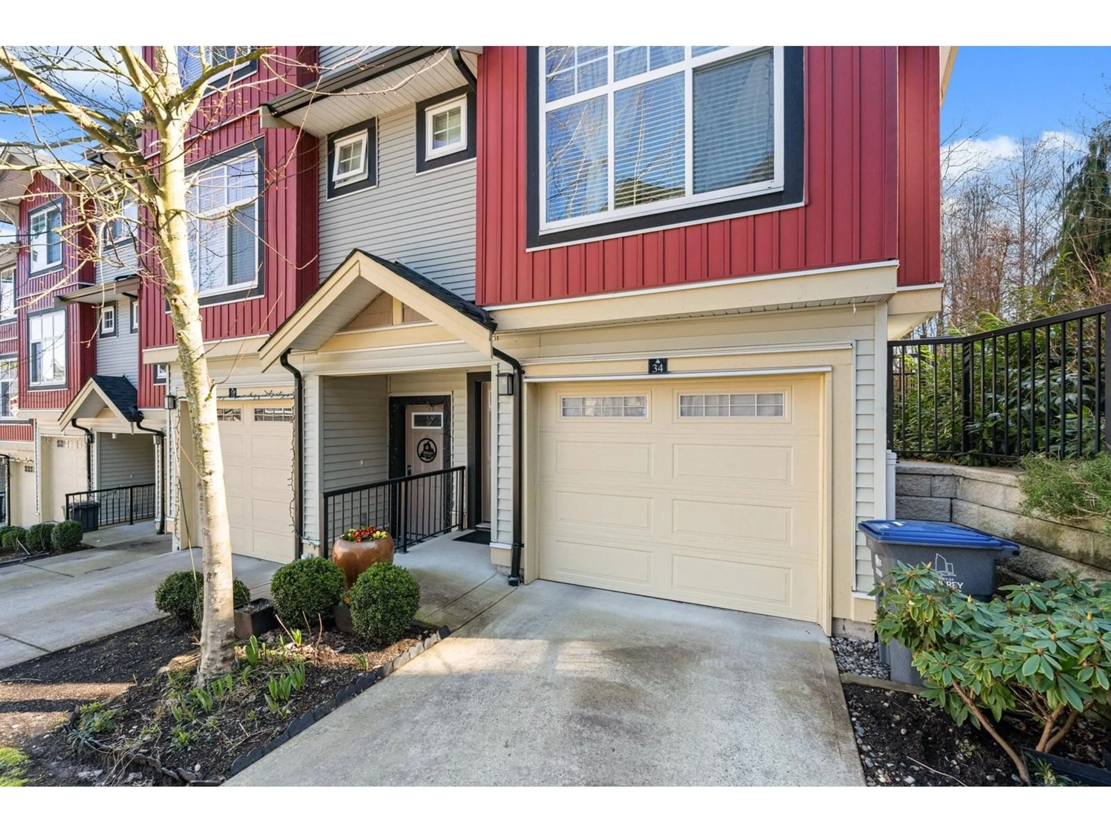 Indoor entryway for 34 - 13886 62, Surrey British Columbia V3X0G2