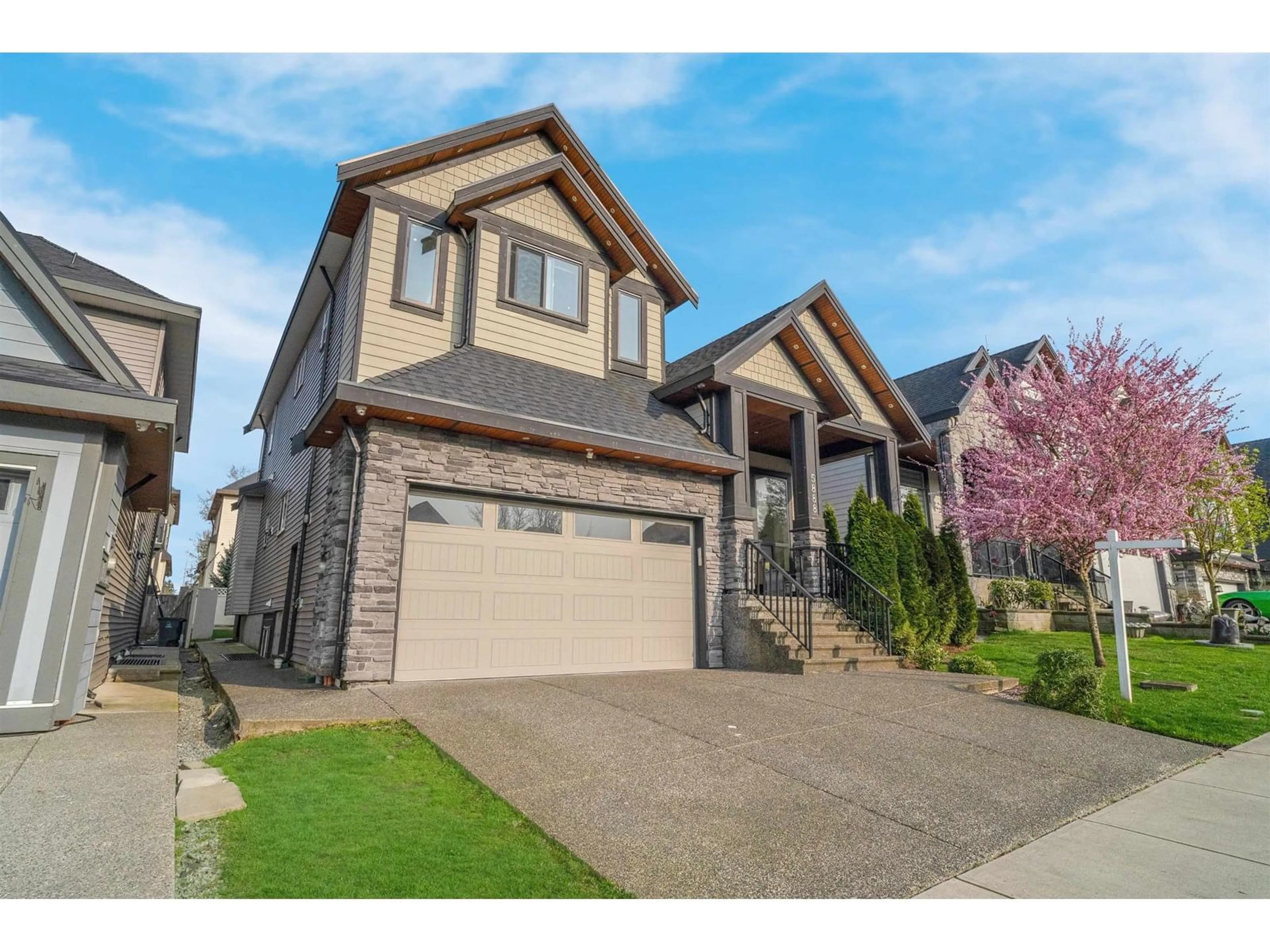Unknown for 5888 139A, Surrey British Columbia V3X0G7