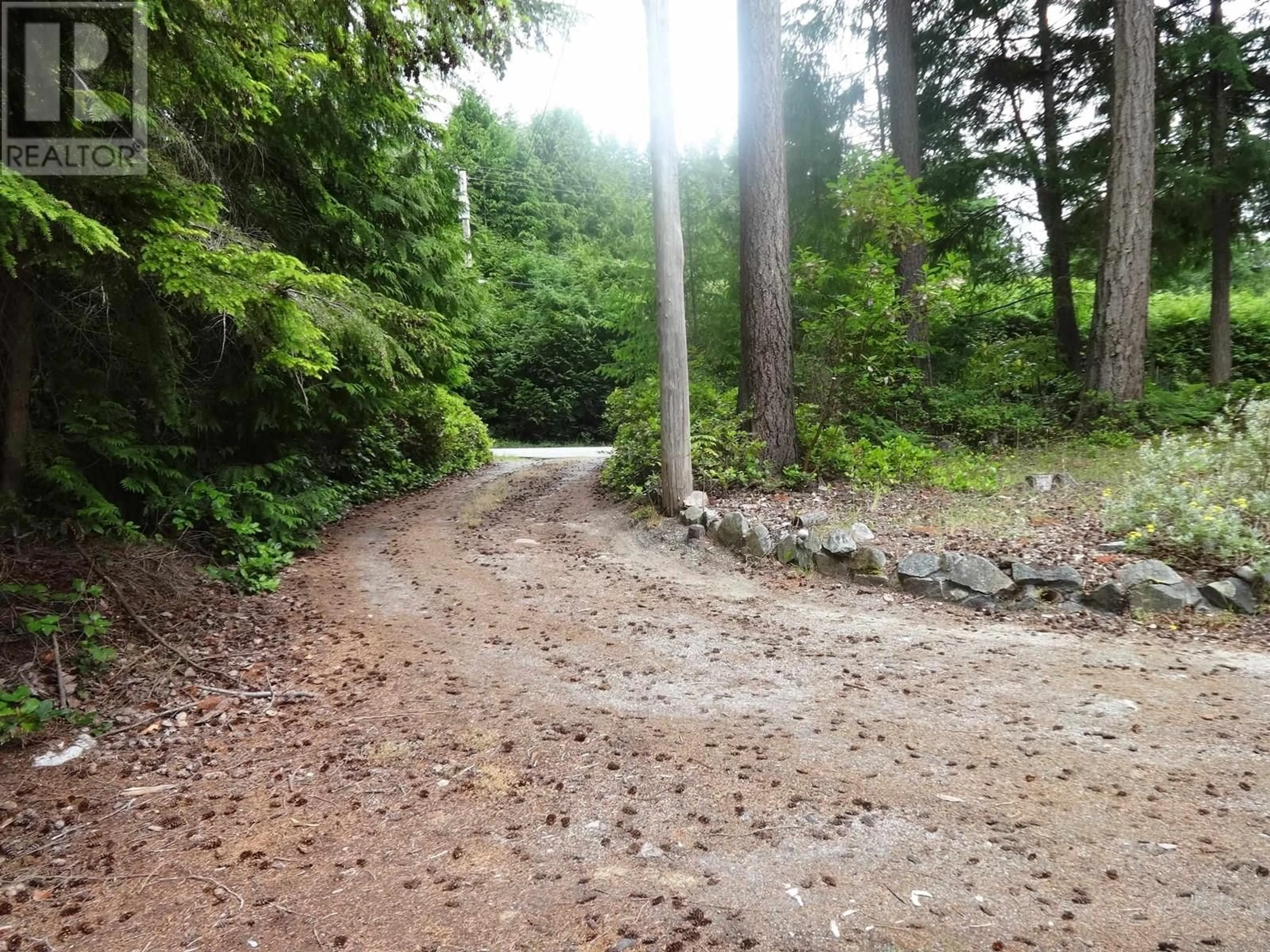 Unknown for 8161 WESTWOOD ROAD, Halfmoon Bay British Columbia V7Z1A8