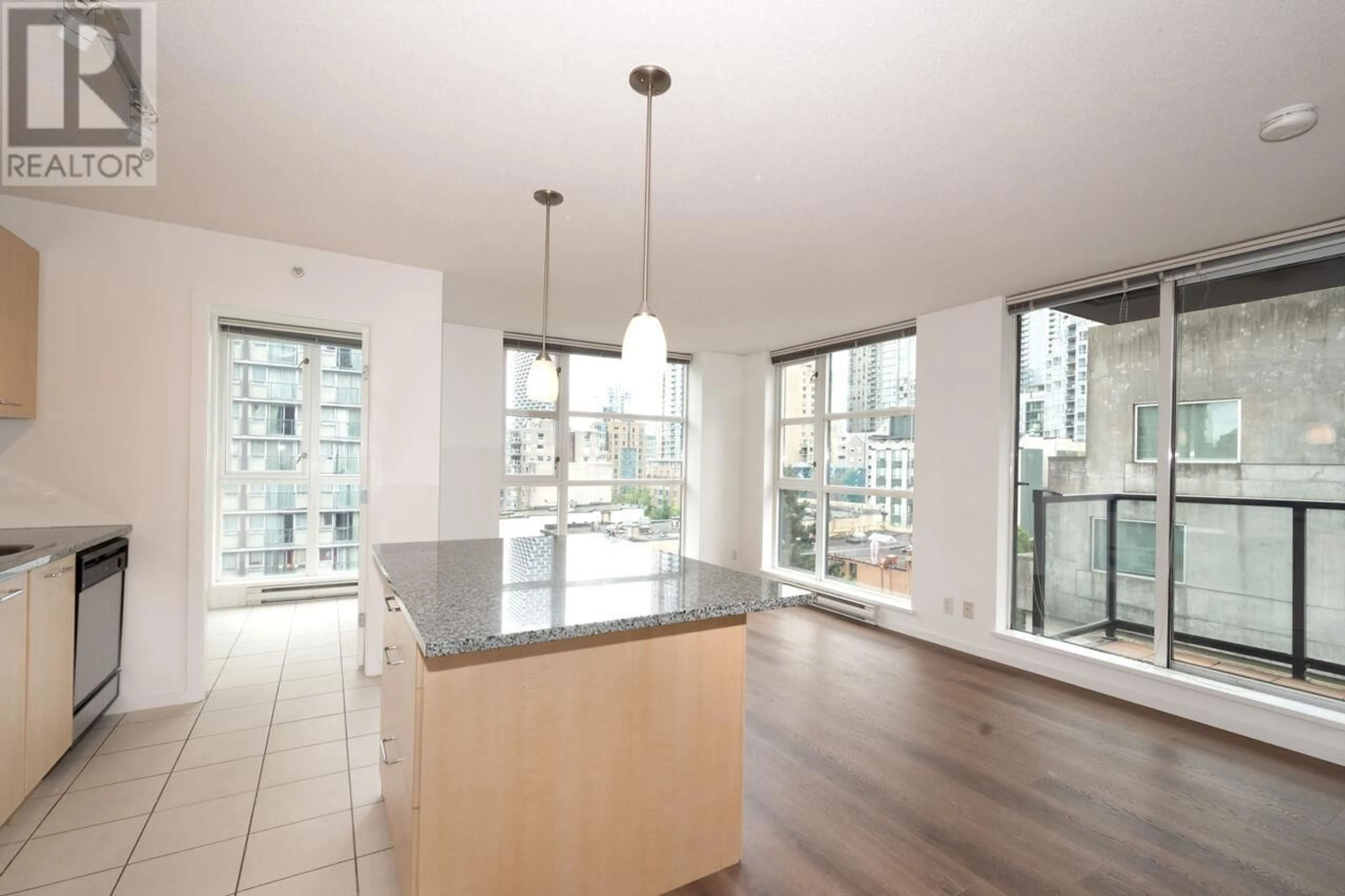 Open concept kitchen, unknown for 708 - 1199 SEYMOUR STREET, Vancouver British Columbia V6B1K3
