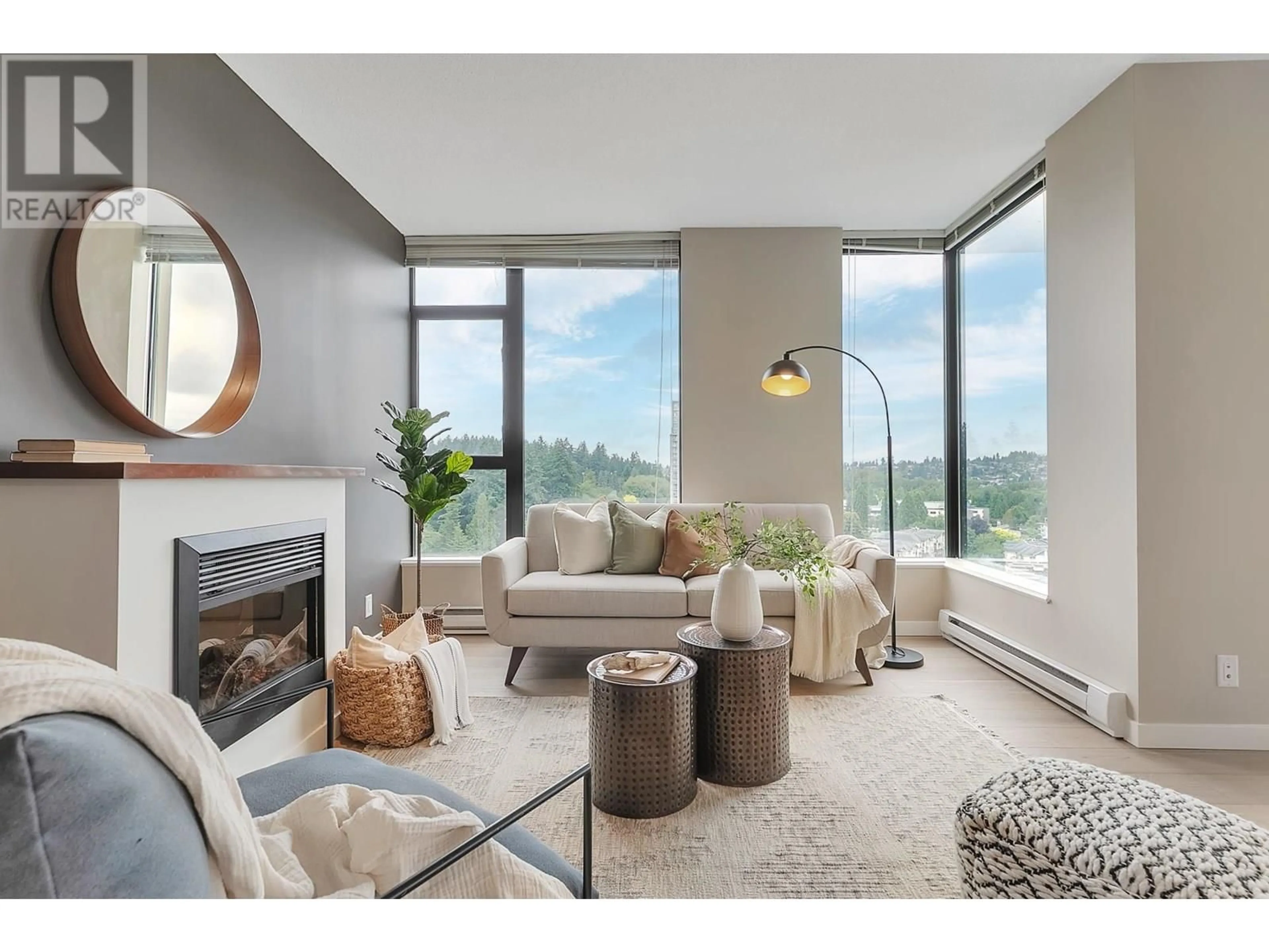 Living room with furniture, unknown for 2203 - 15 ROYAL AVENUE, New Westminster British Columbia V3L0A9