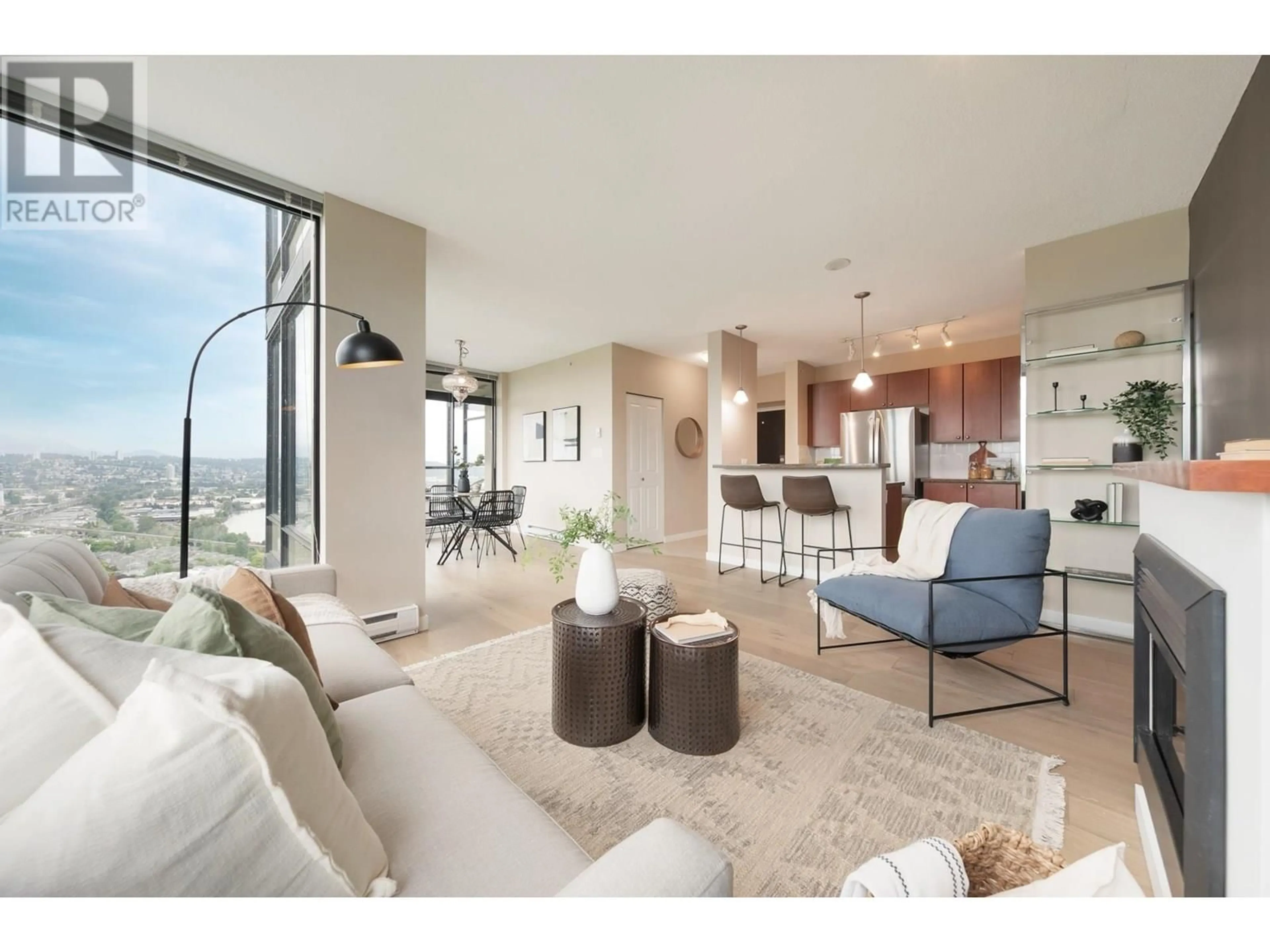 Living room with furniture, unknown for 2203 - 15 ROYAL AVENUE, New Westminster British Columbia V3L0A9
