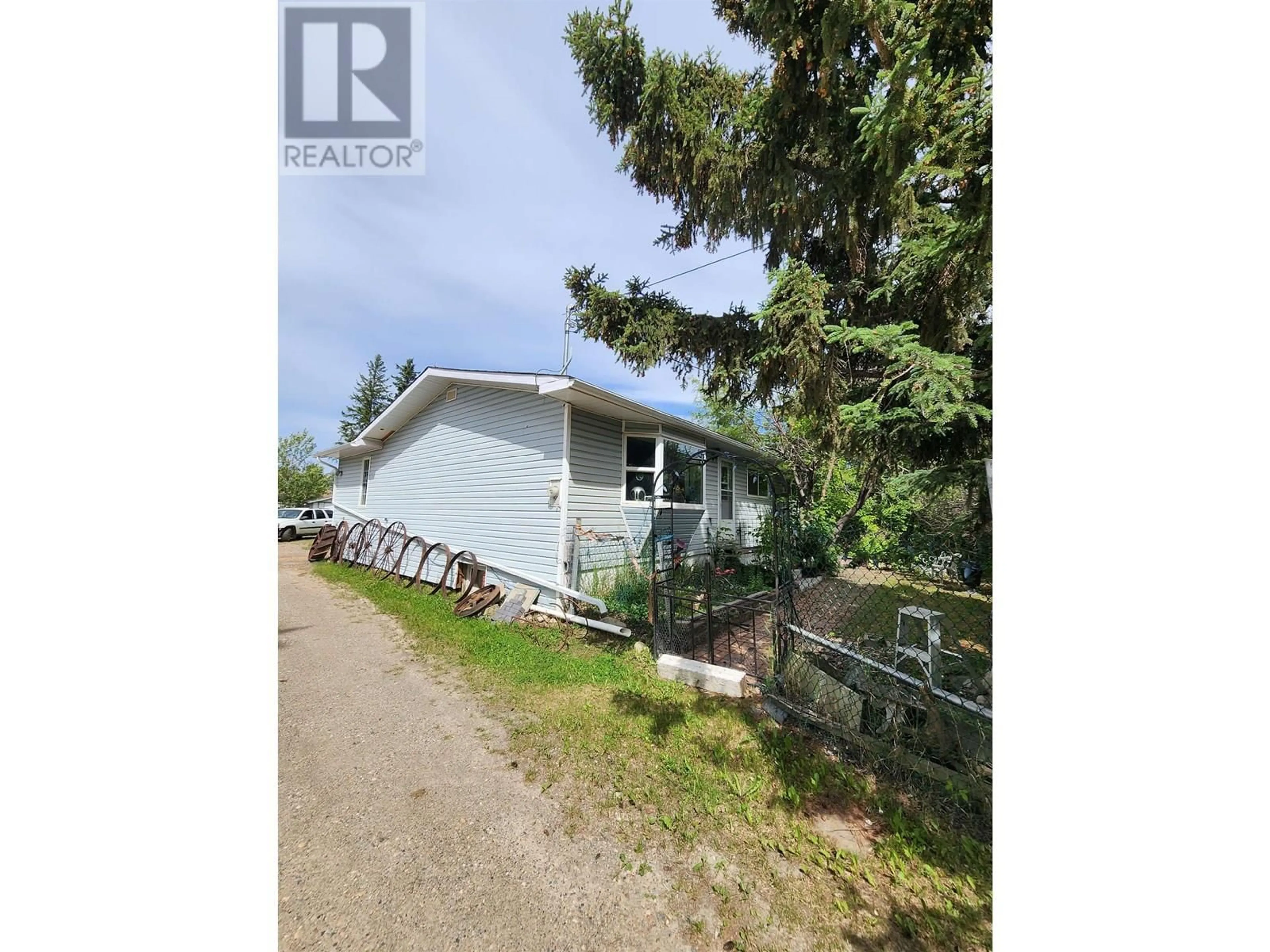 Shed for 12208 OAK AVENUE, Fort St. John British Columbia V1J4M7