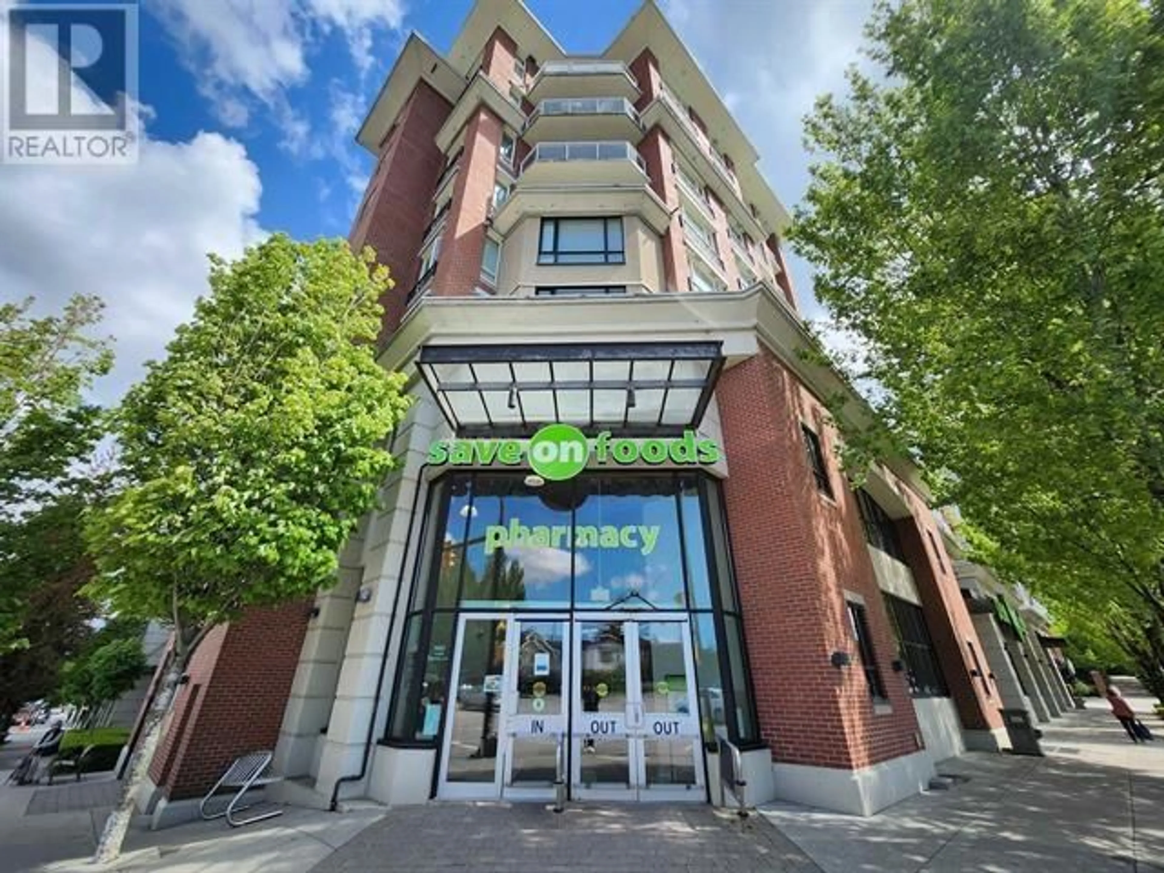 Indoor foyer for 603 - 4028 KNIGHT STREET, Vancouver British Columbia V5N5Y8