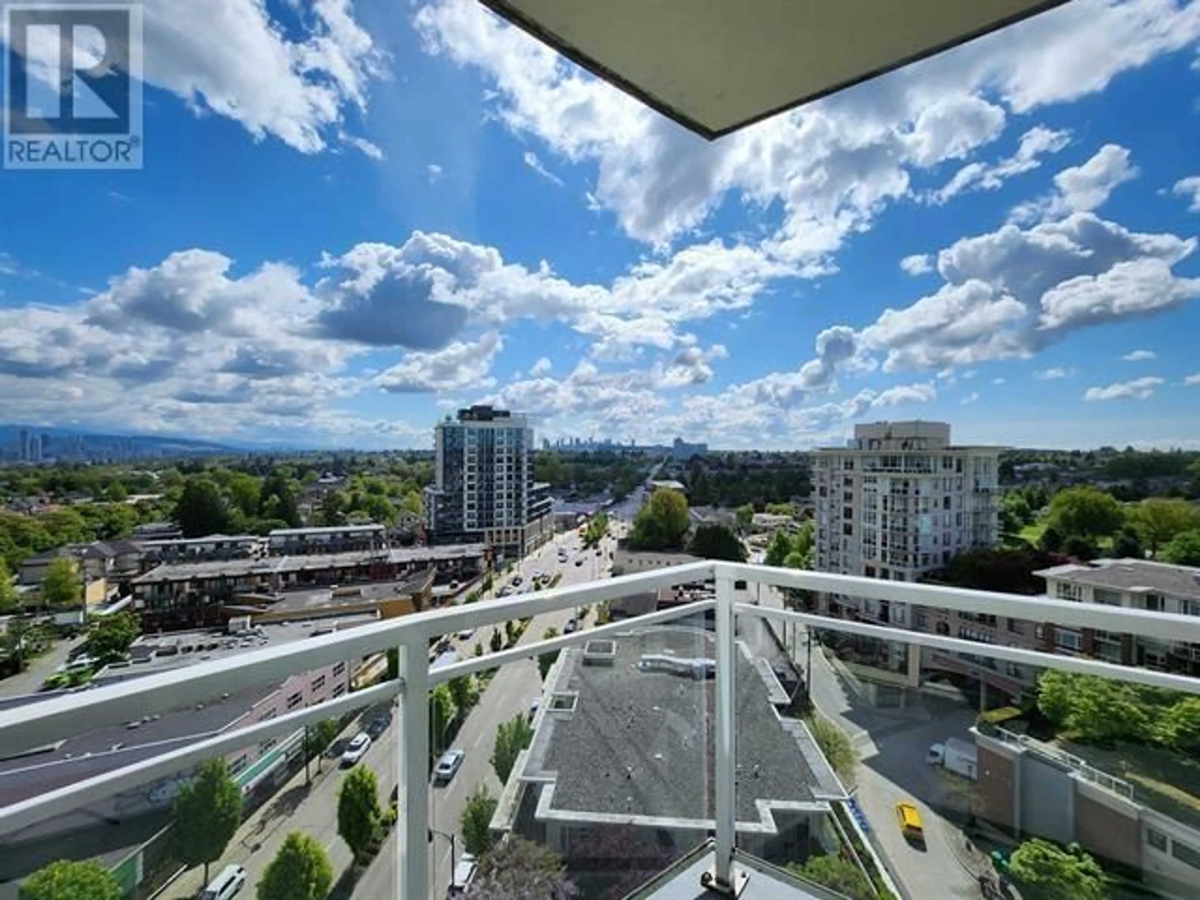Balcony in the apartment, city buildings view from balcony for 603 - 4028 KNIGHT STREET, Vancouver British Columbia V5N5Y8