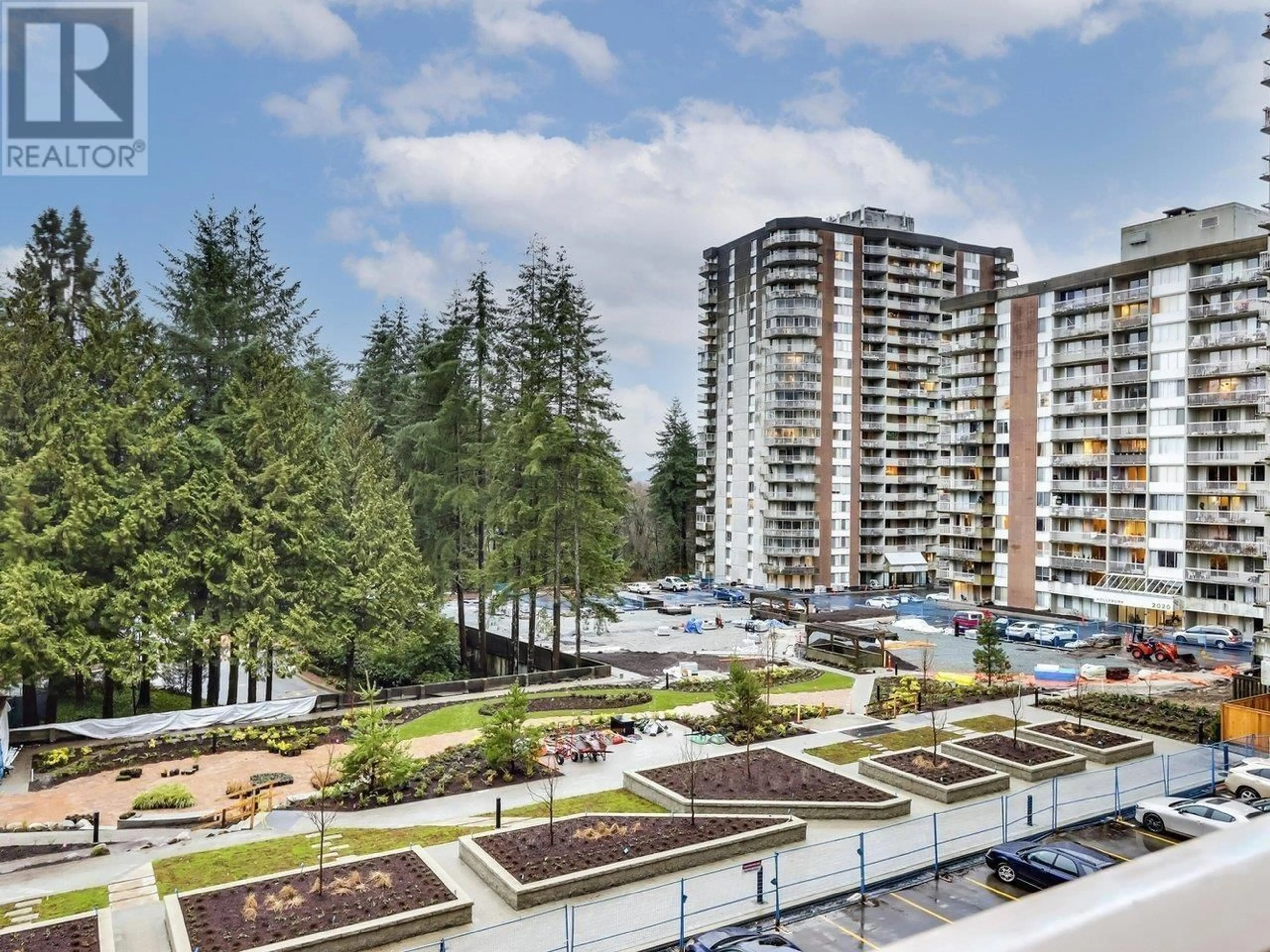 A pic from outside/outdoor area/front of a property/back of a property/a pic from drone, city buildings view from balcony for 1020 - 2012 FULLERTON AVENUE, North Vancouver British Columbia V7P3E3