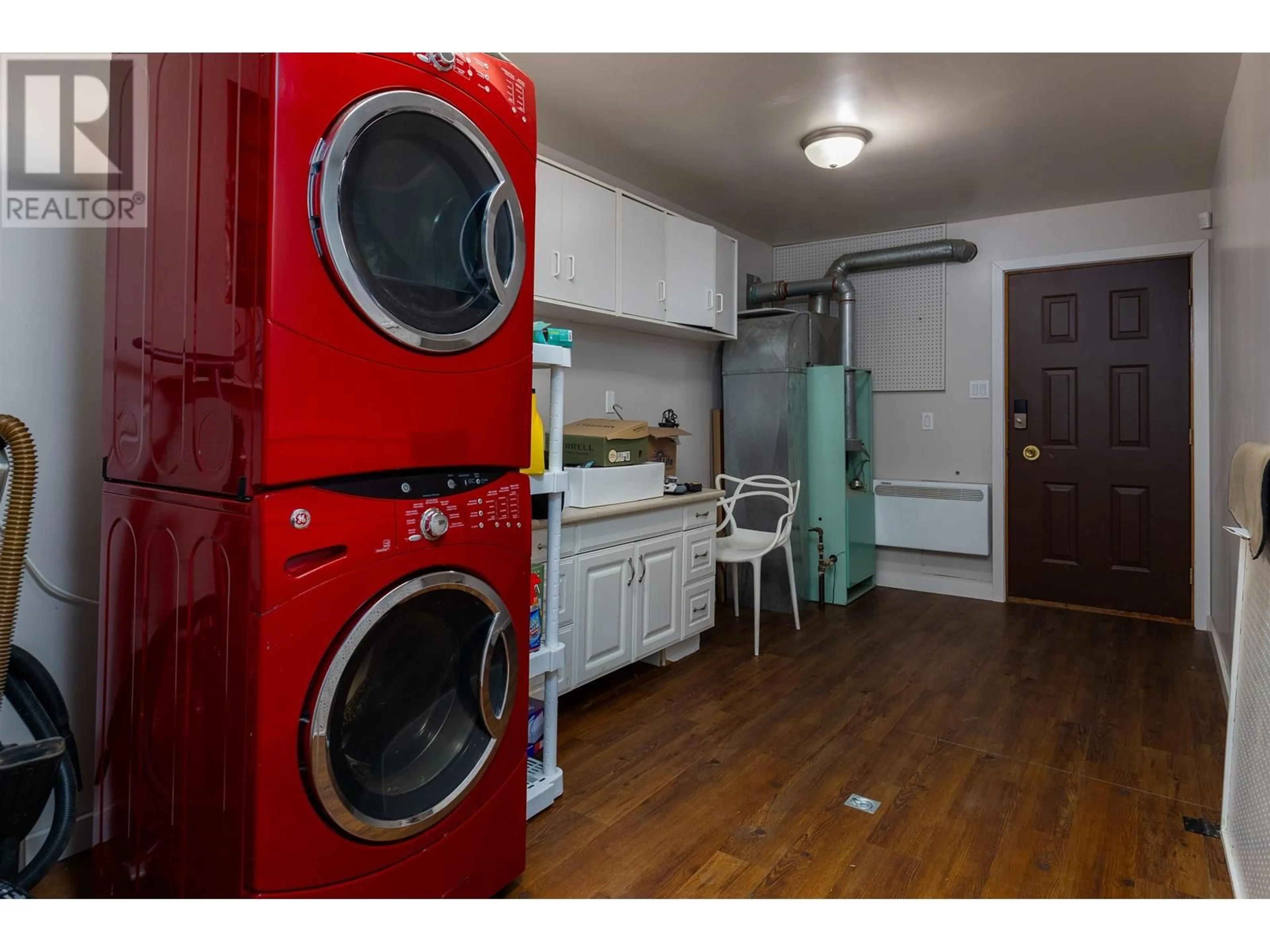 Kitchen with laundary machines, unknown for 4941 GAIR AVENUE, Terrace British Columbia V8G2K1