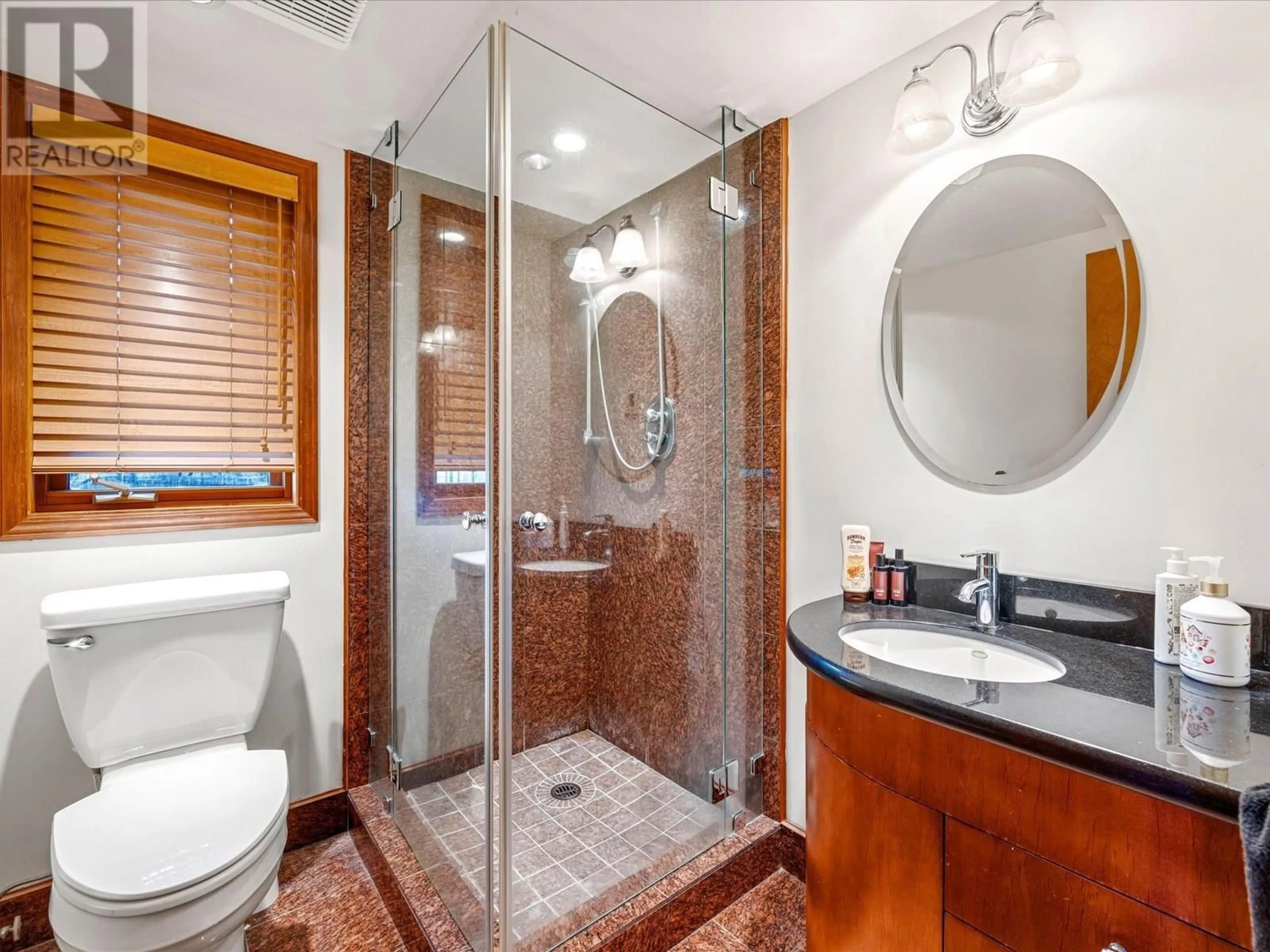 Standard bathroom, ceramic/tile floor for 2316 GONDOLA WAY, Whistler British Columbia V8E0N2
