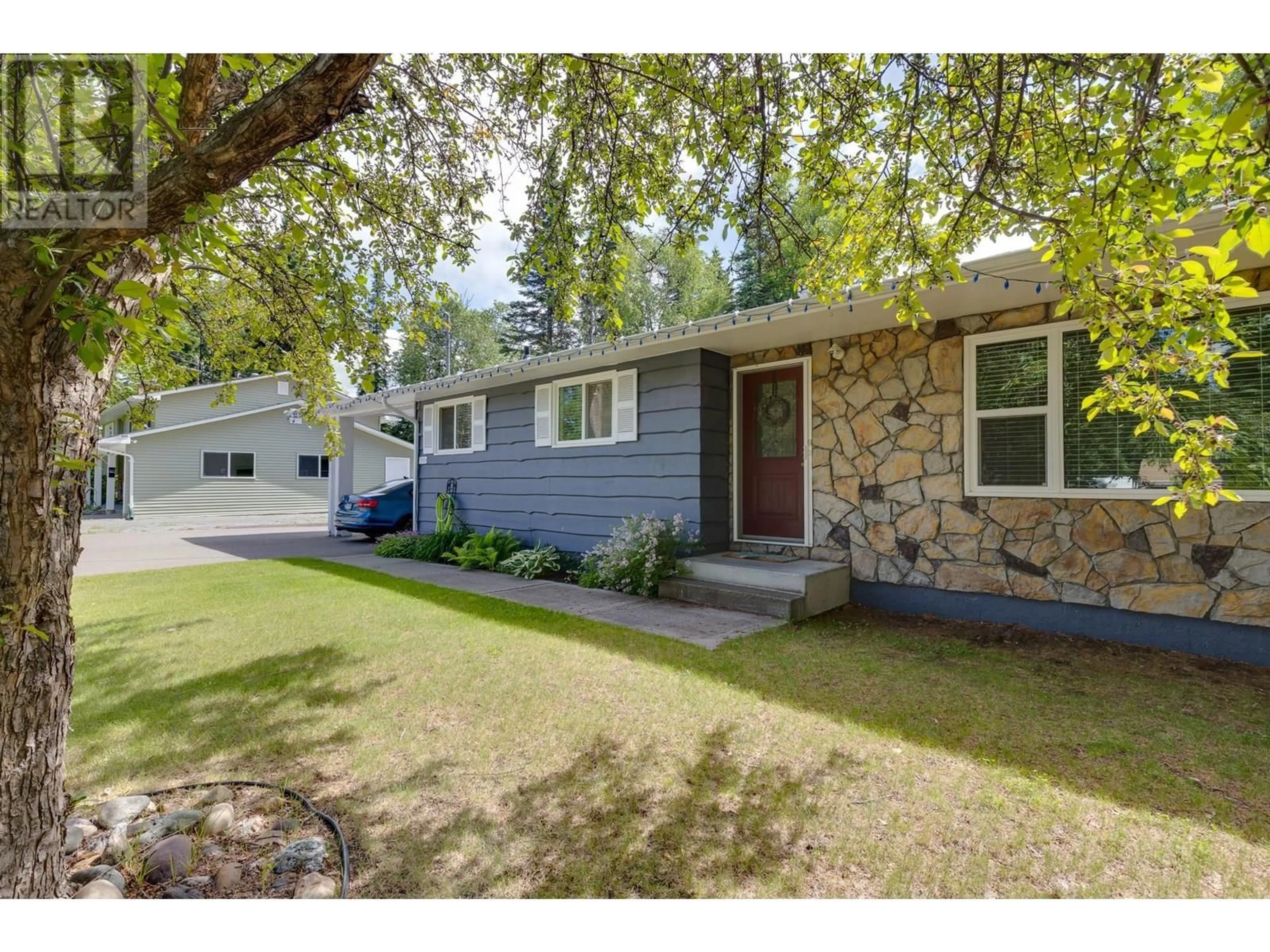 Home with vinyl exterior material, street for 2900 NIXON CRESCENT, Prince George British Columbia V2K3K4