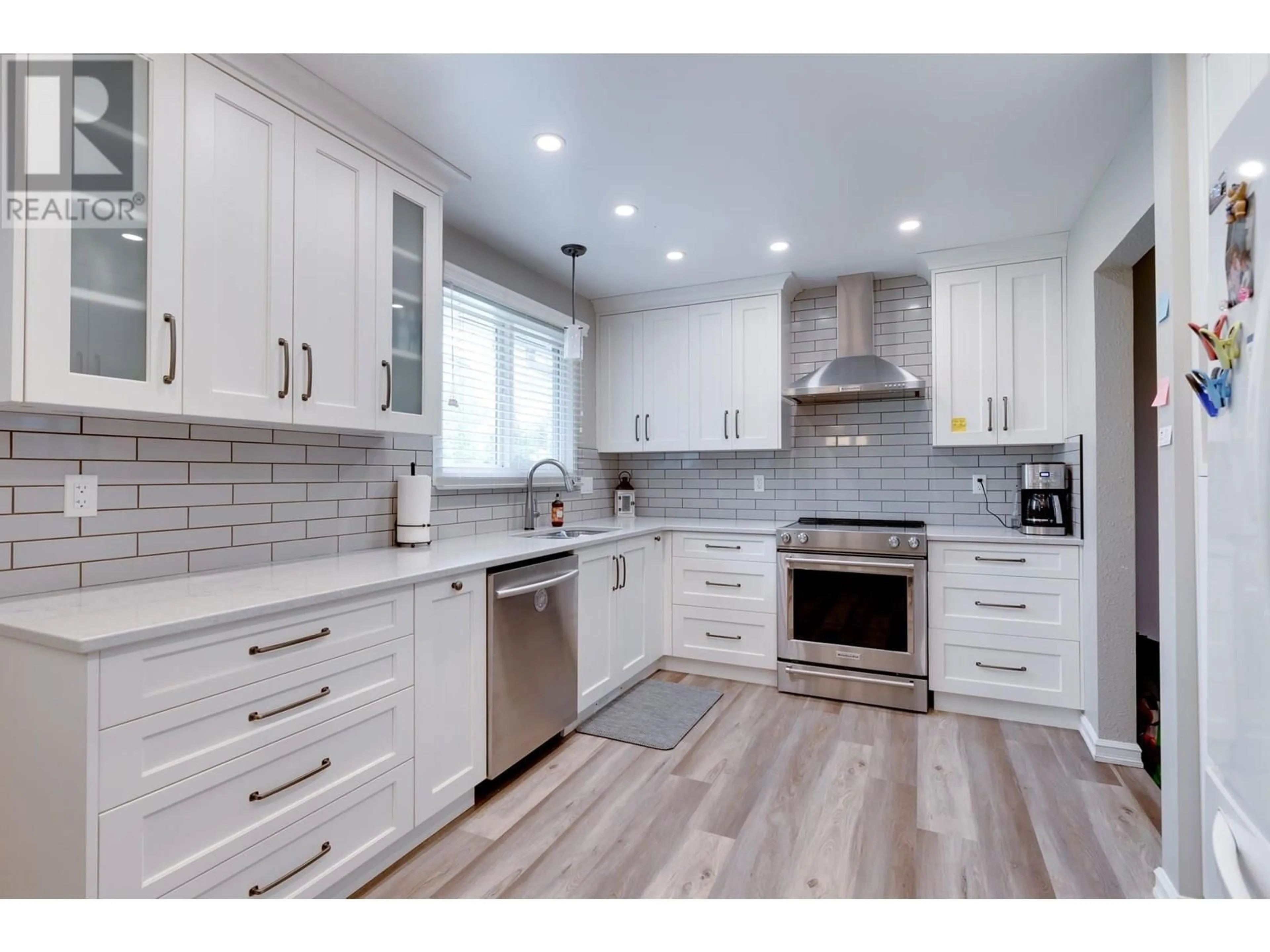 Open concept kitchen, unknown for 2900 NIXON CRESCENT, Prince George British Columbia V2K3K4
