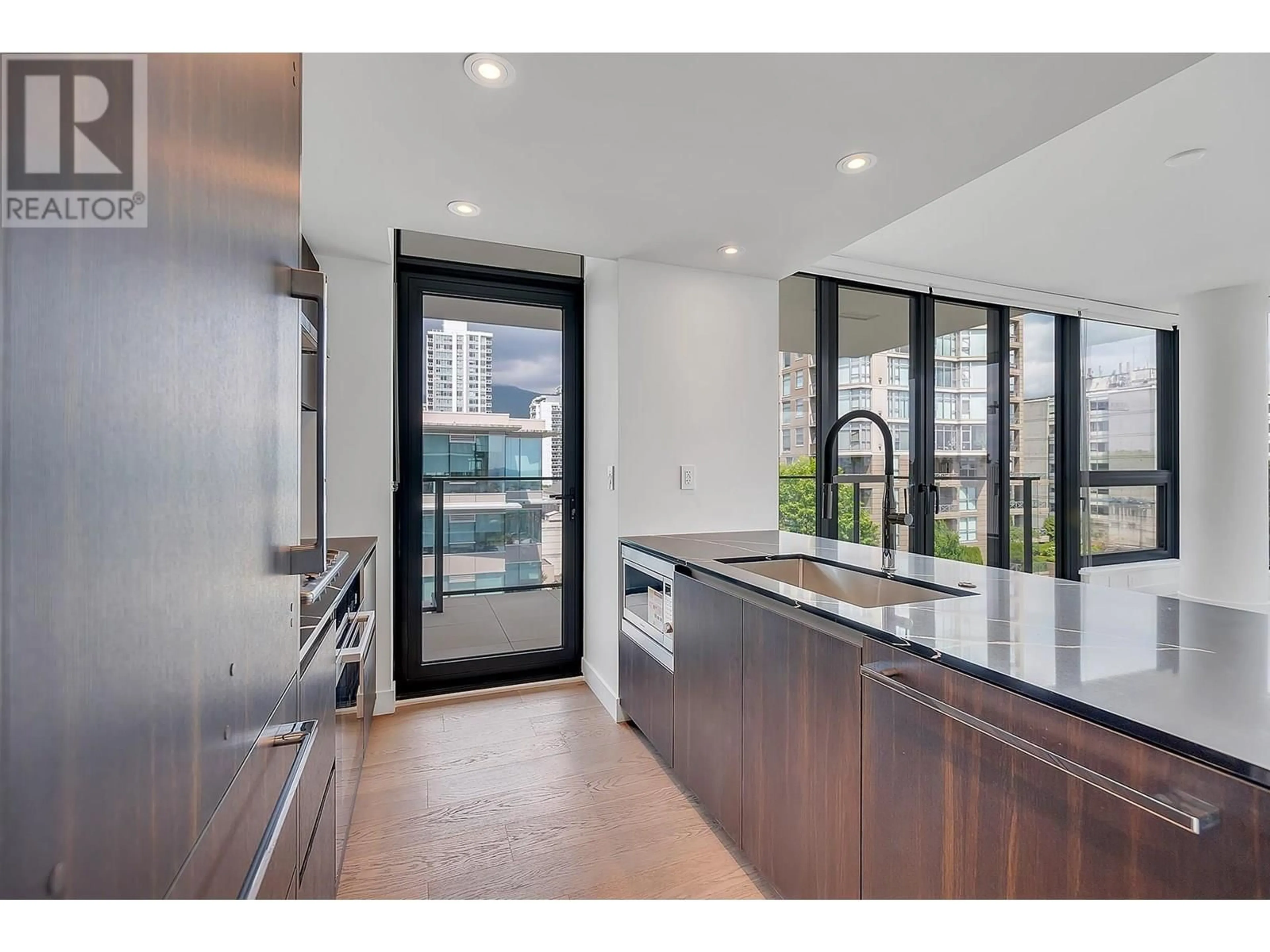 Unknown for 615 - 135 E 13TH STREET, North Vancouver British Columbia V7L0J8