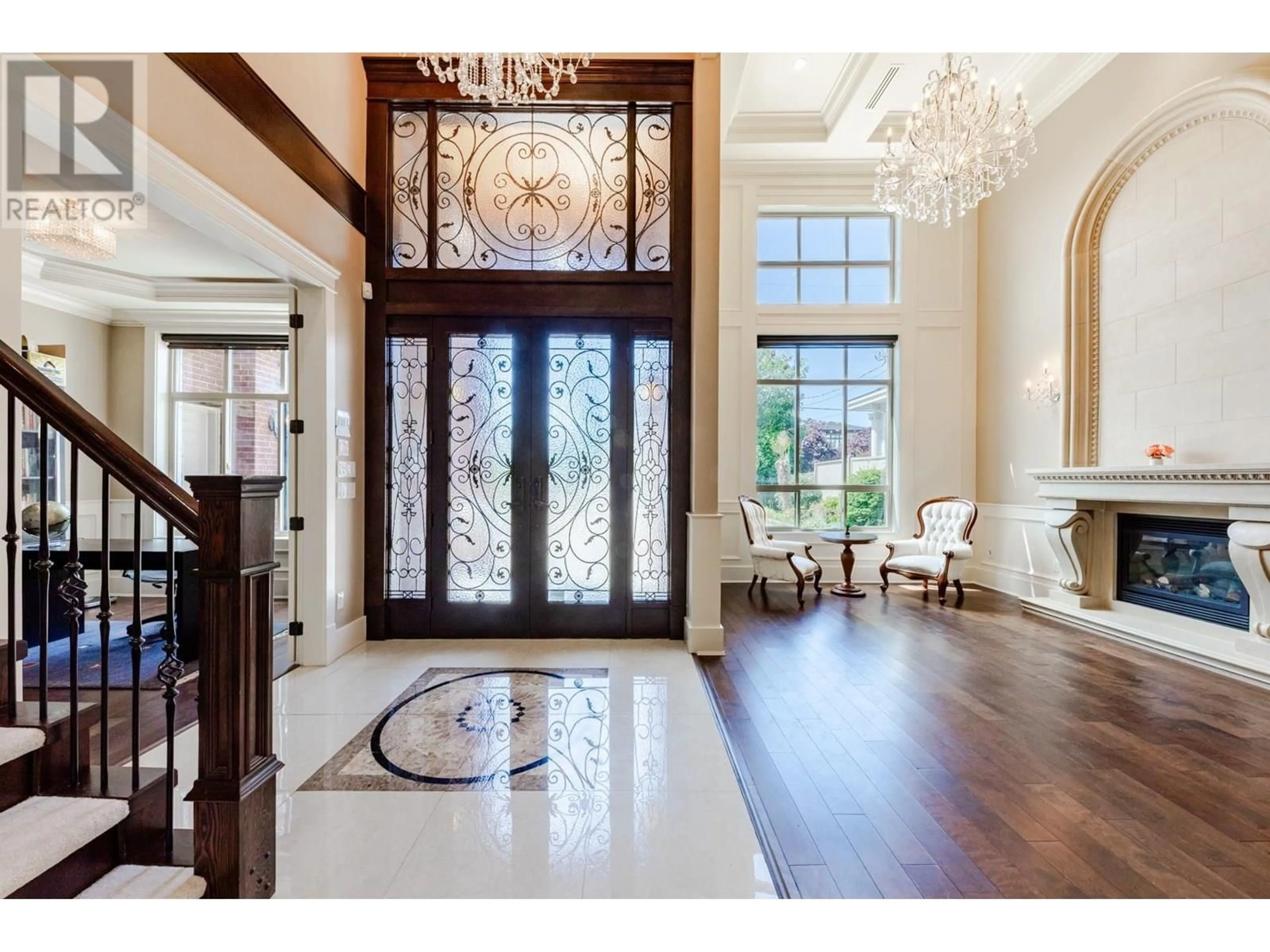 Indoor entryway for 5628 GIBBONS DRIVE, Richmond British Columbia V7C2C7