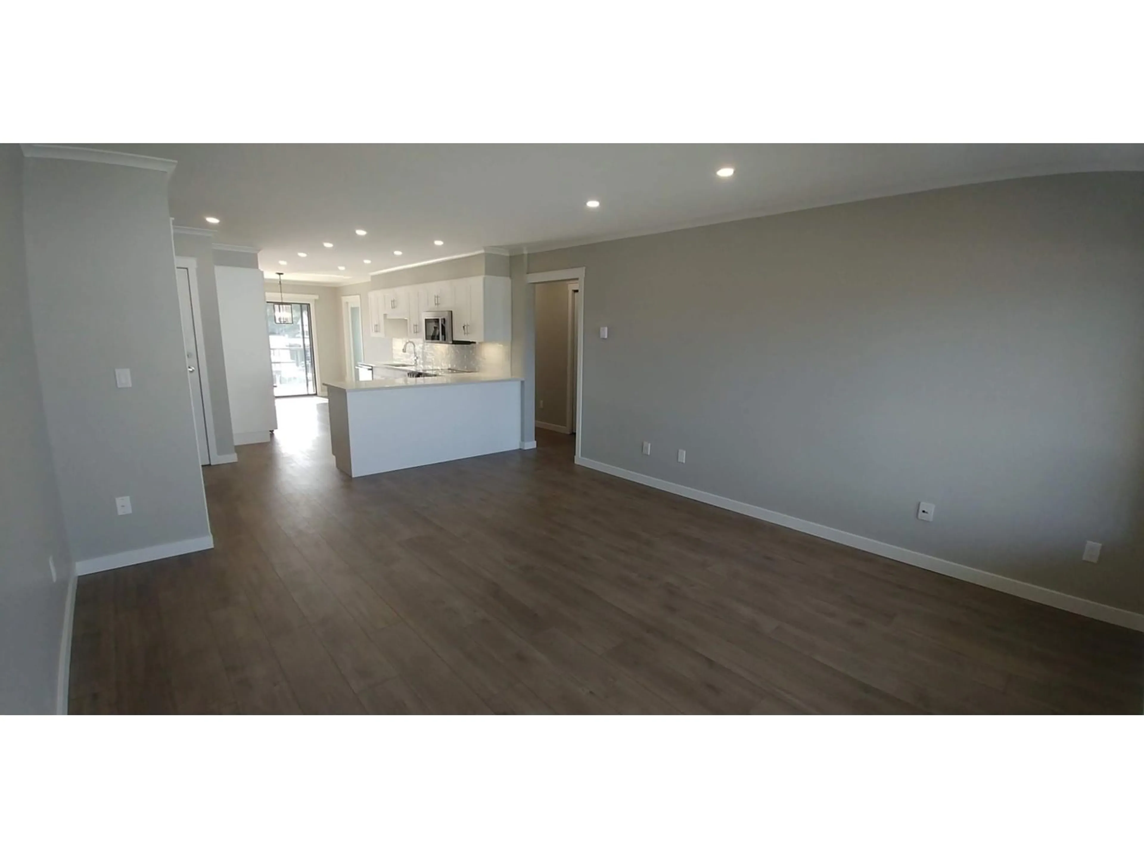 A pic of a room for 31 - 32959 GEORGE FERGUSON, Abbotsford British Columbia V2S7W9