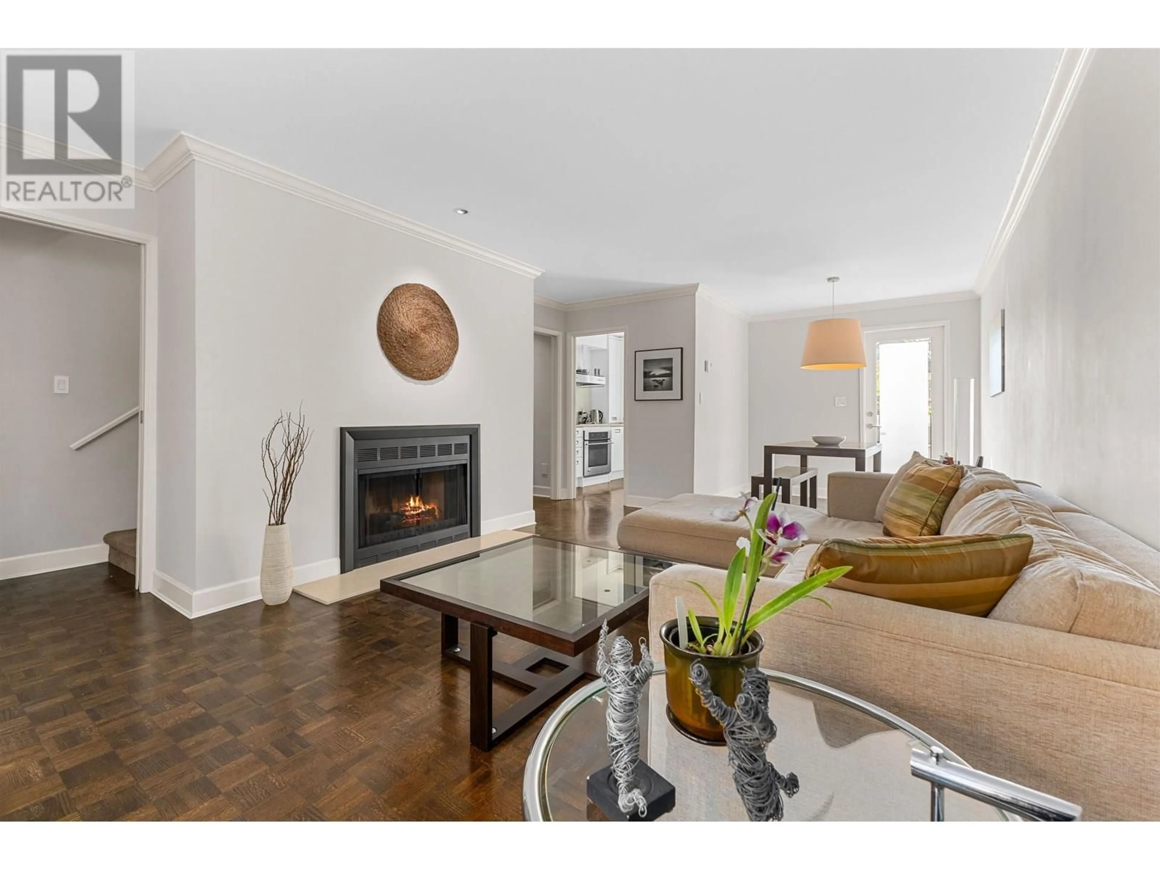 Living room with furniture, wood/laminate floor for 1363 7TH AVENUE, Vancouver British Columbia V6H1B8