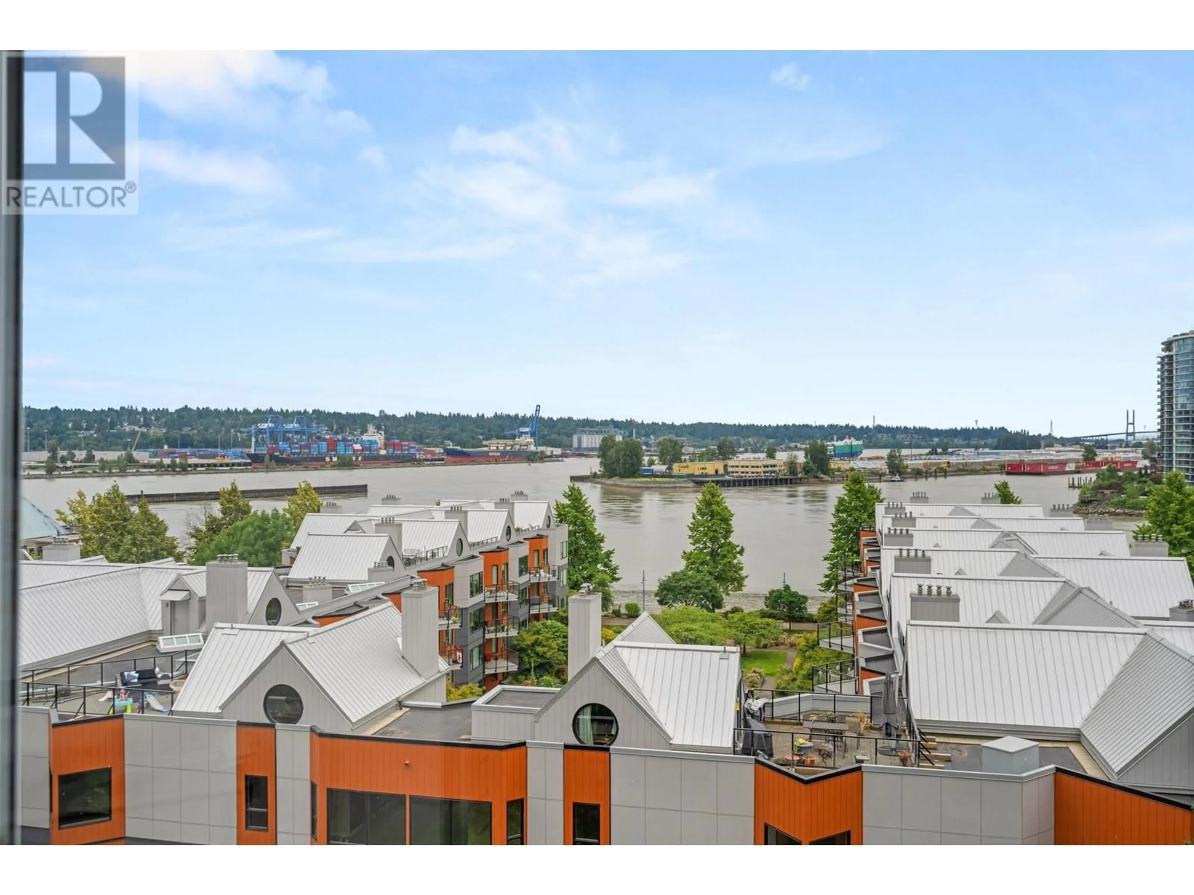 A pic from outside/outdoor area/front of a property/back of a property/a pic from drone, city buildings view from balcony for 902 - 1185 QUAYSIDE DRIVE, New Westminster British Columbia V3M6T8