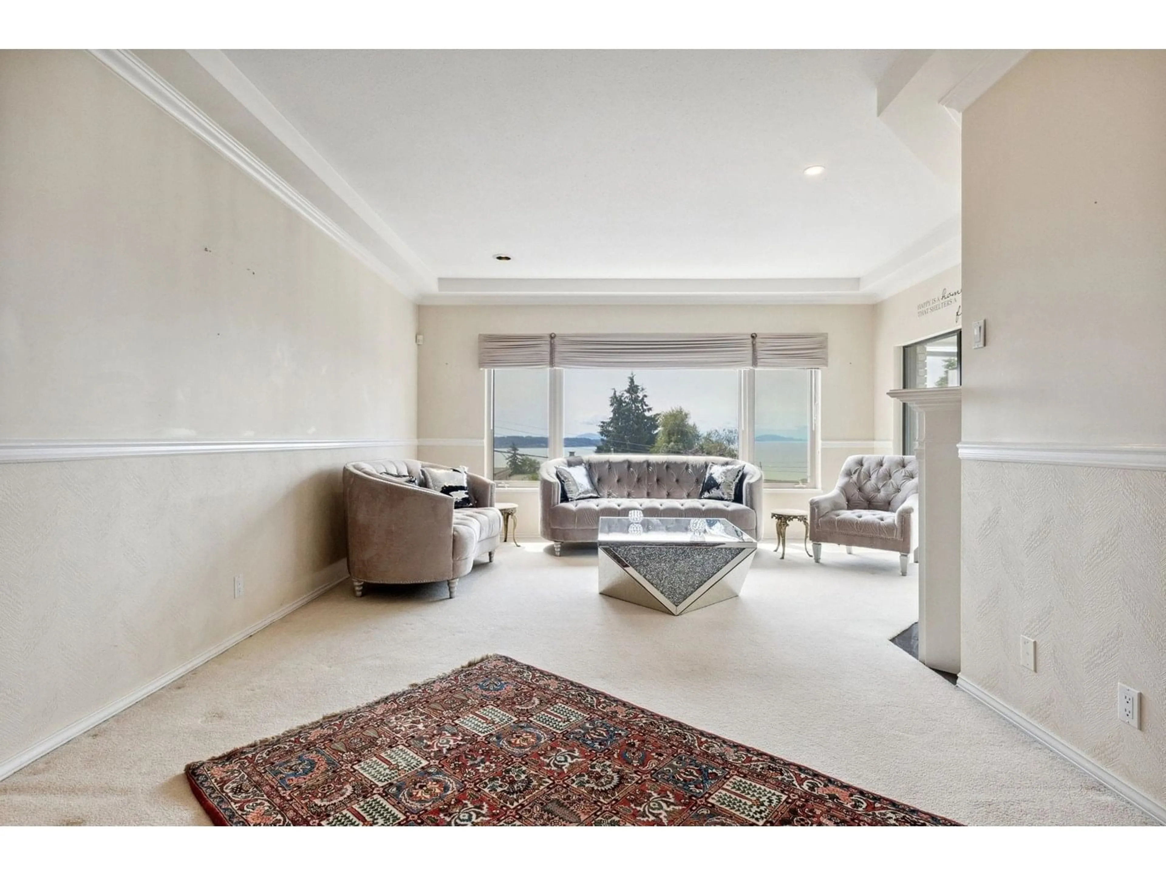 Unknown for 204 - 15176 BUENA VISTA, White Rock British Columbia V4B1Y3
