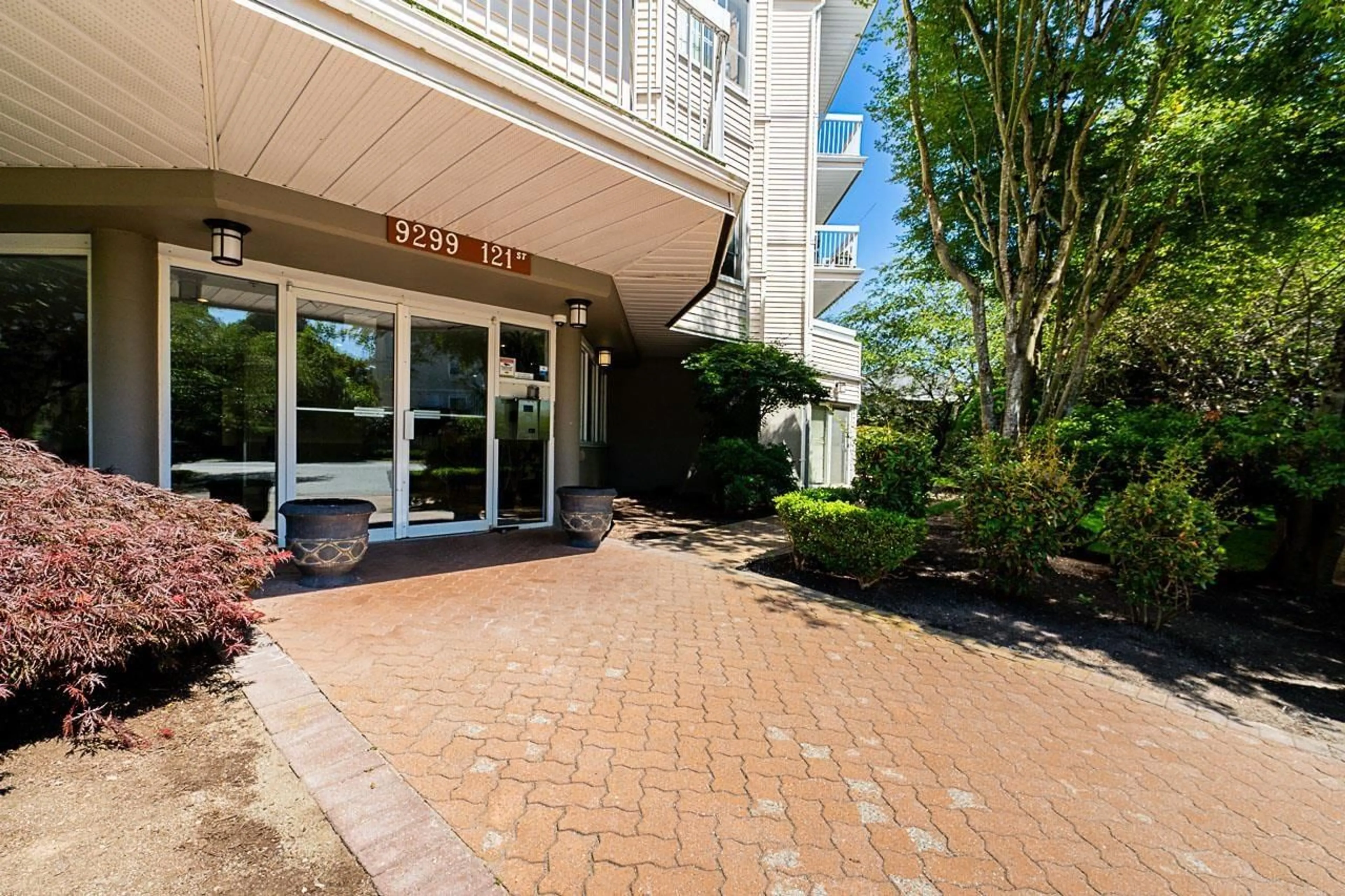 Patio, water/lake/river/ocean view for 117 - 9299 121, Surrey British Columbia V3V7X8