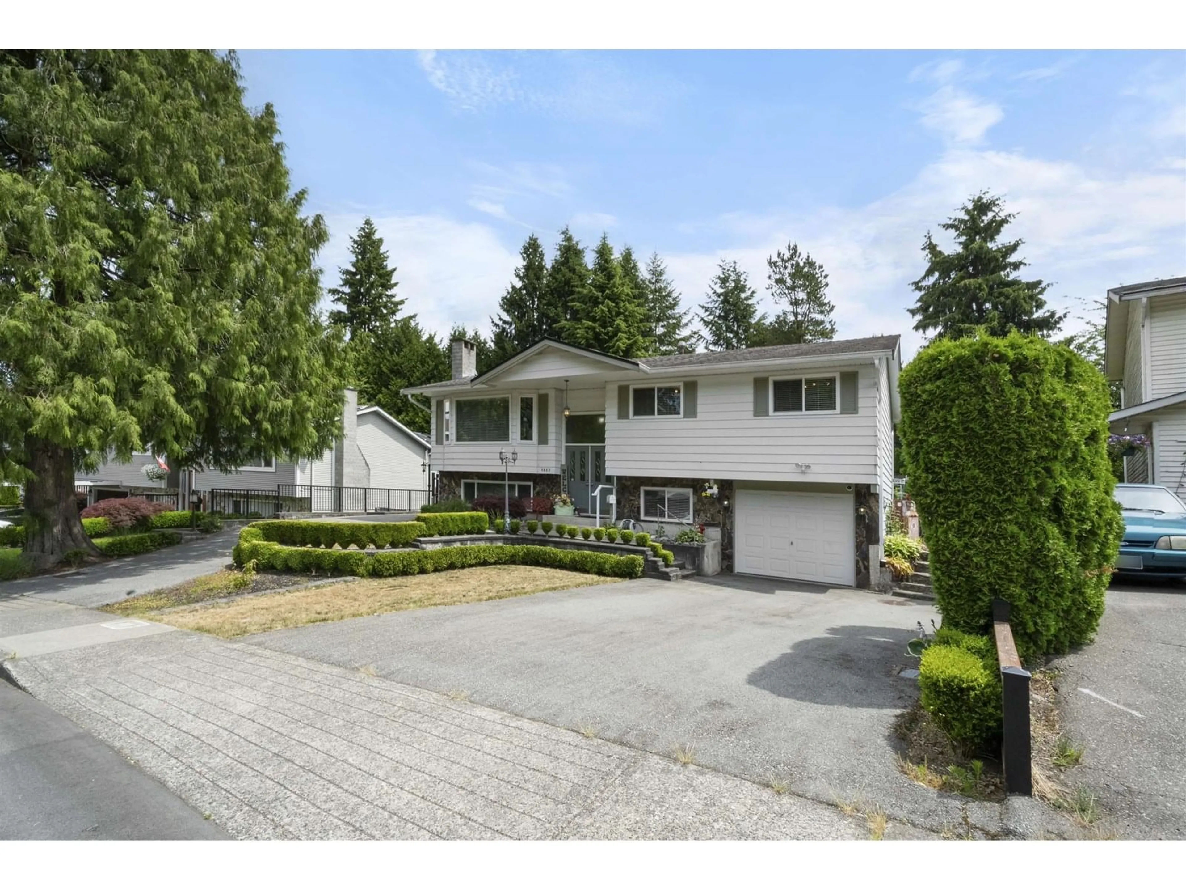 Unknown for 4680 202, Langley British Columbia V3A5J3
