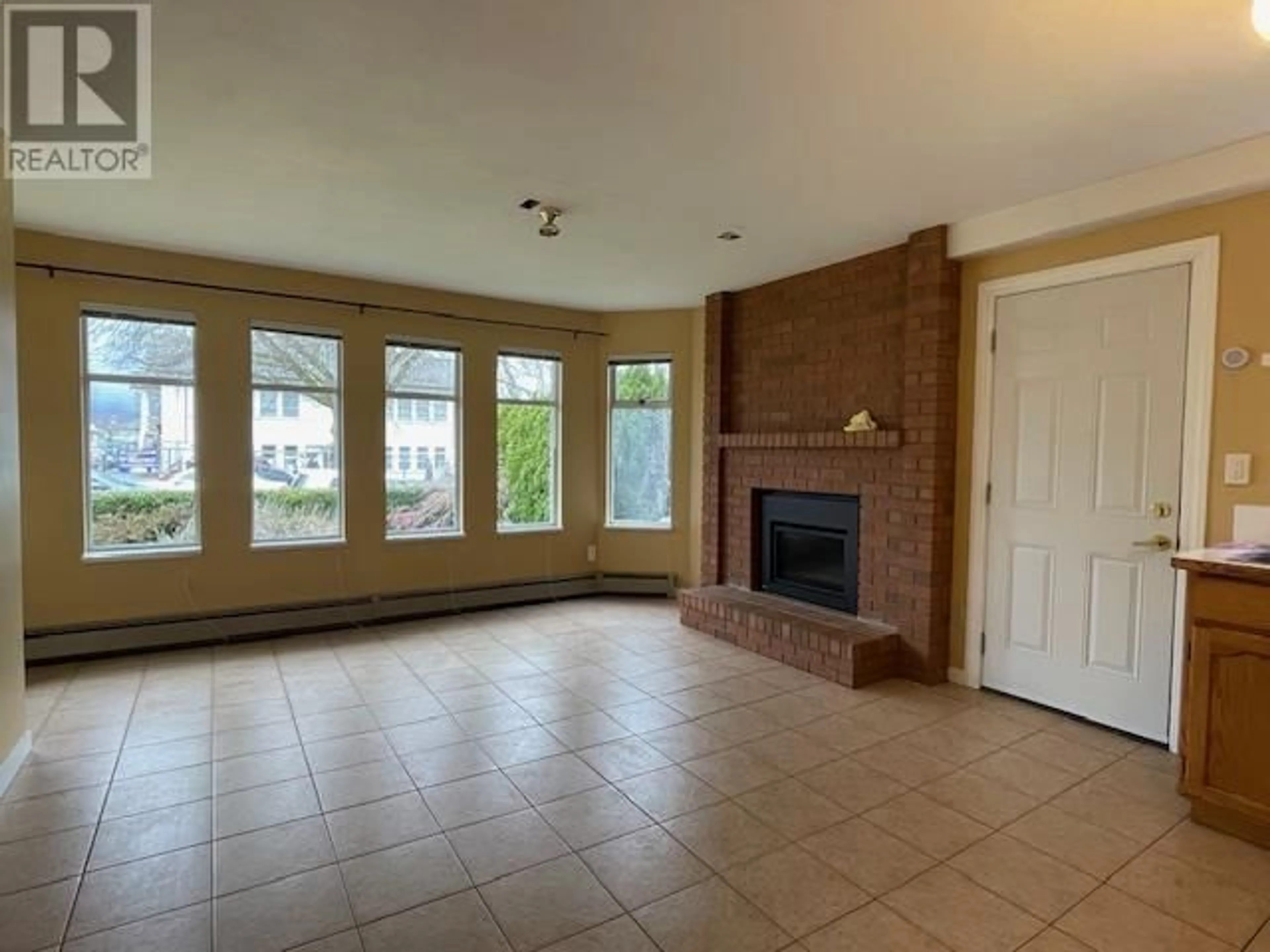 A pic of a room for 4338 PANDORA STREET, Burnaby British Columbia V5C2B7