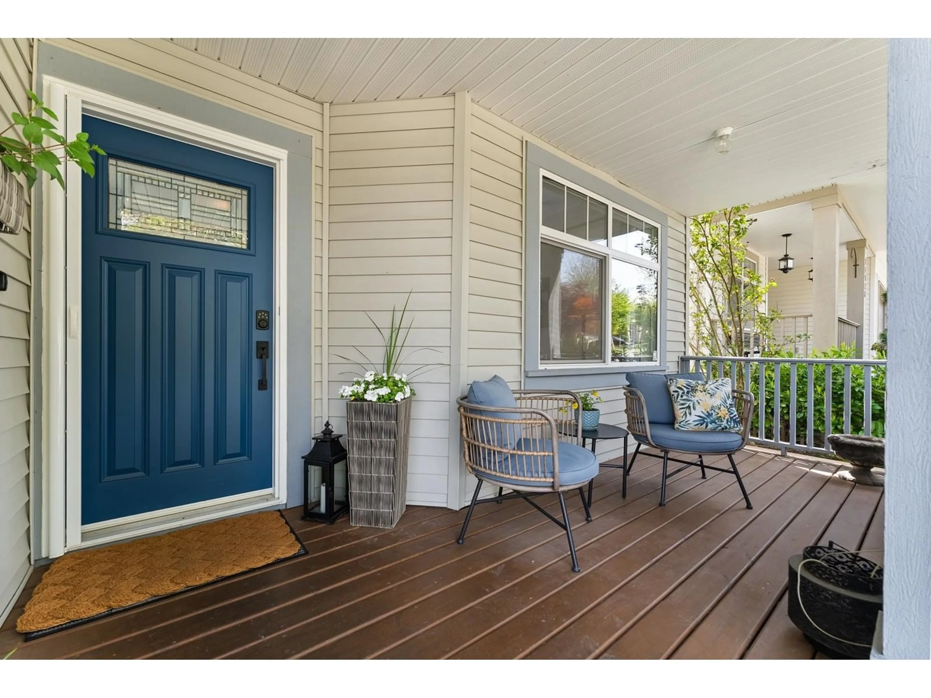 Indoor entryway for 14926 59, Surrey British Columbia V3S3W8