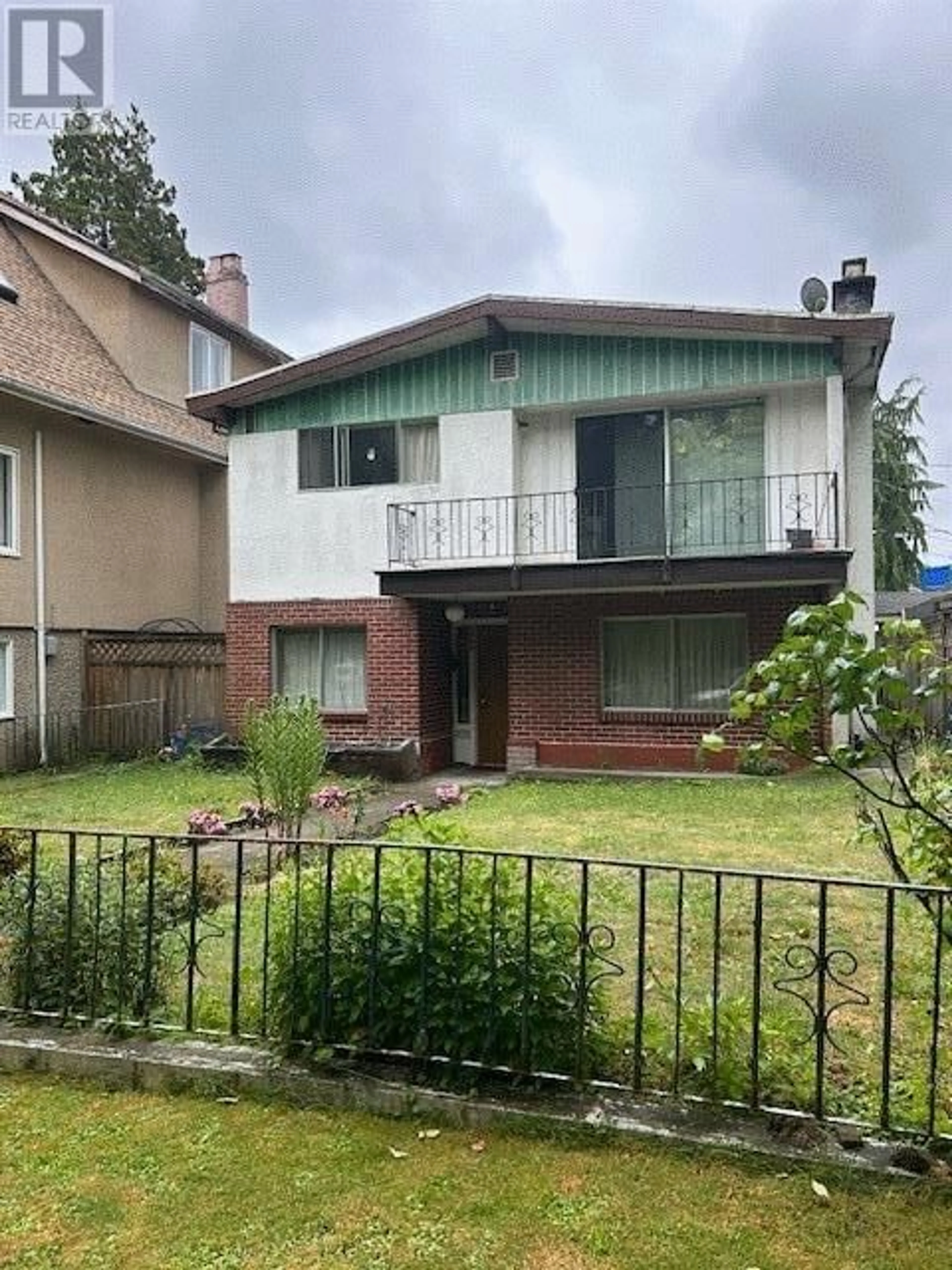 Unknown for 1320 11TH AVENUE, Vancouver British Columbia V5N1Y5