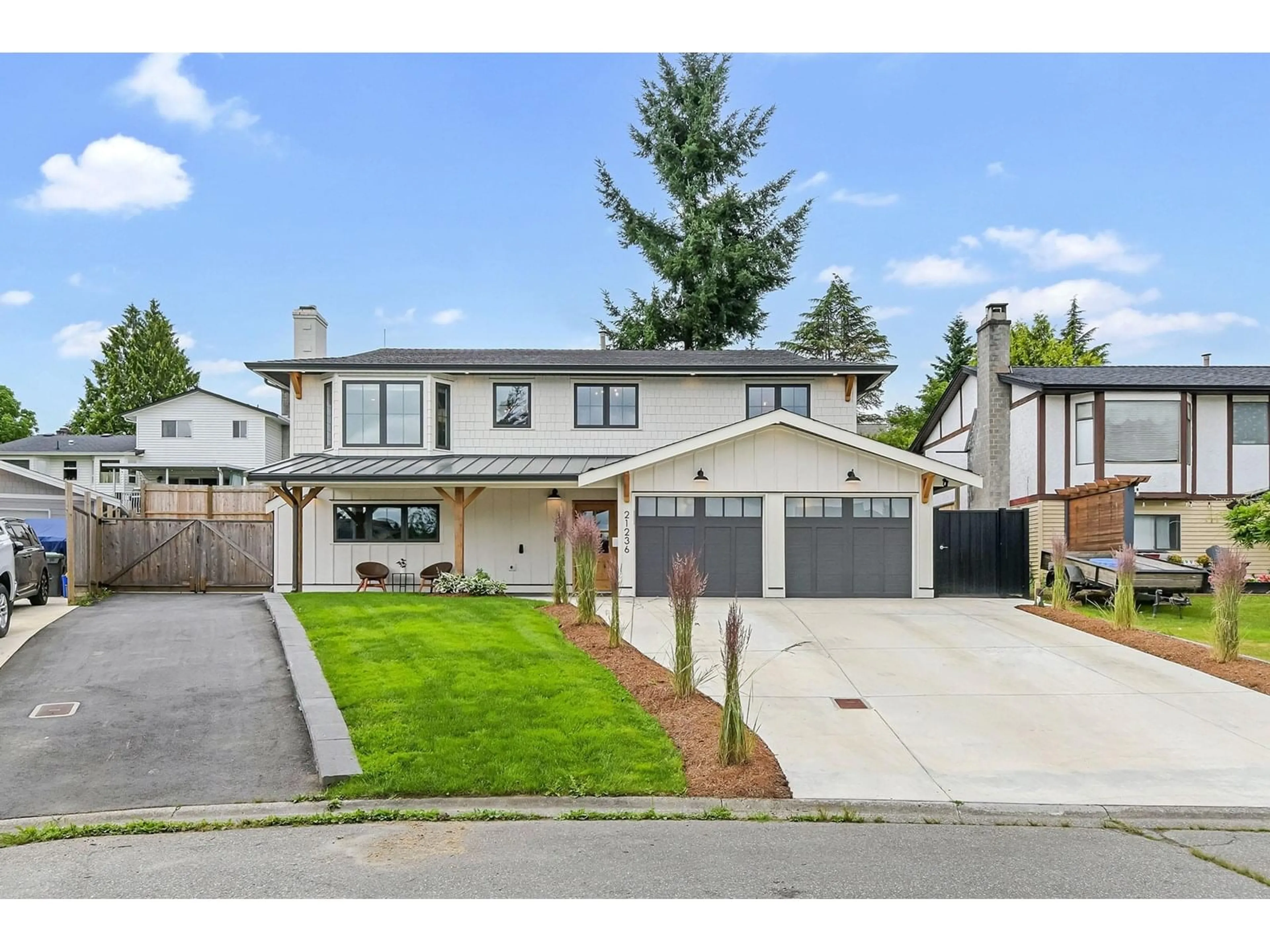 Home with vinyl exterior material, street for 21236 94A, Langley British Columbia V1M1M6