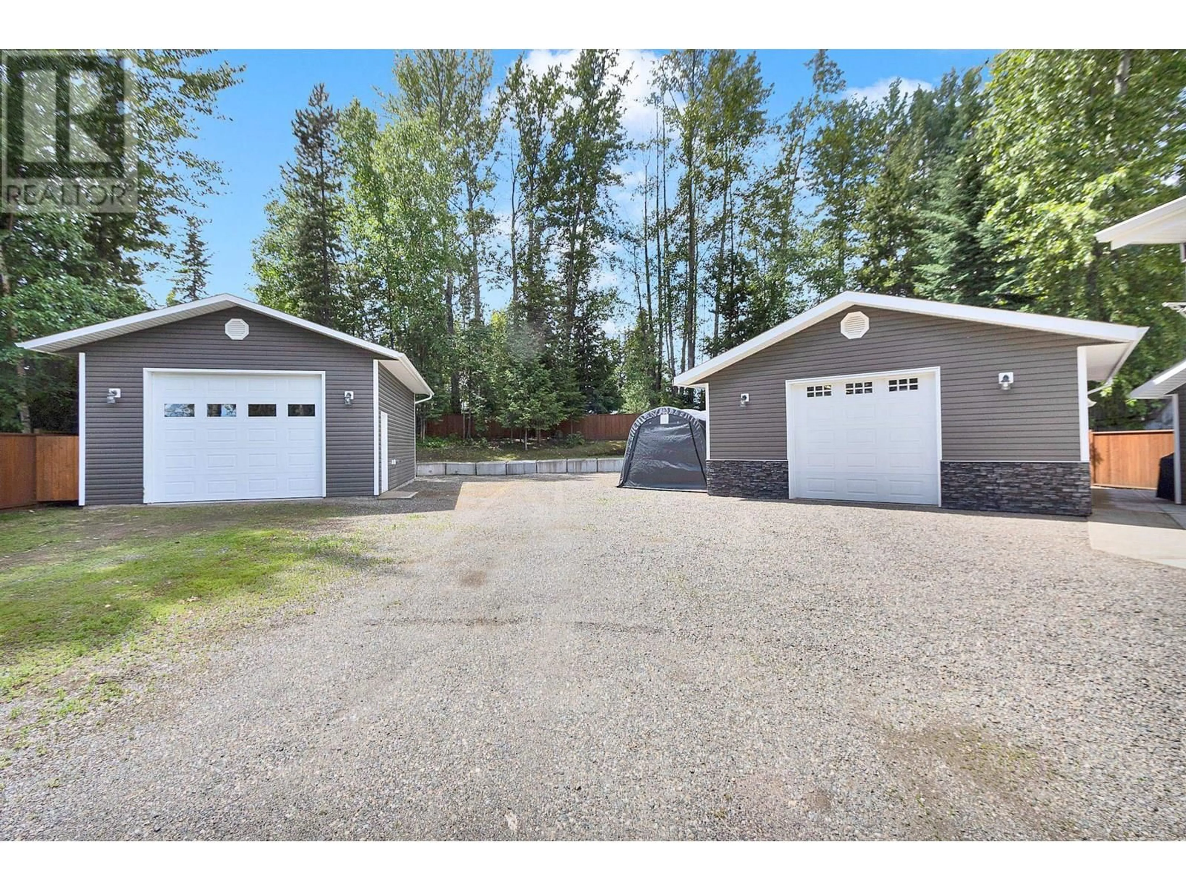 Indoor garage for 7666 RUBY CRESCENT, Prince George British Columbia V2K3T8