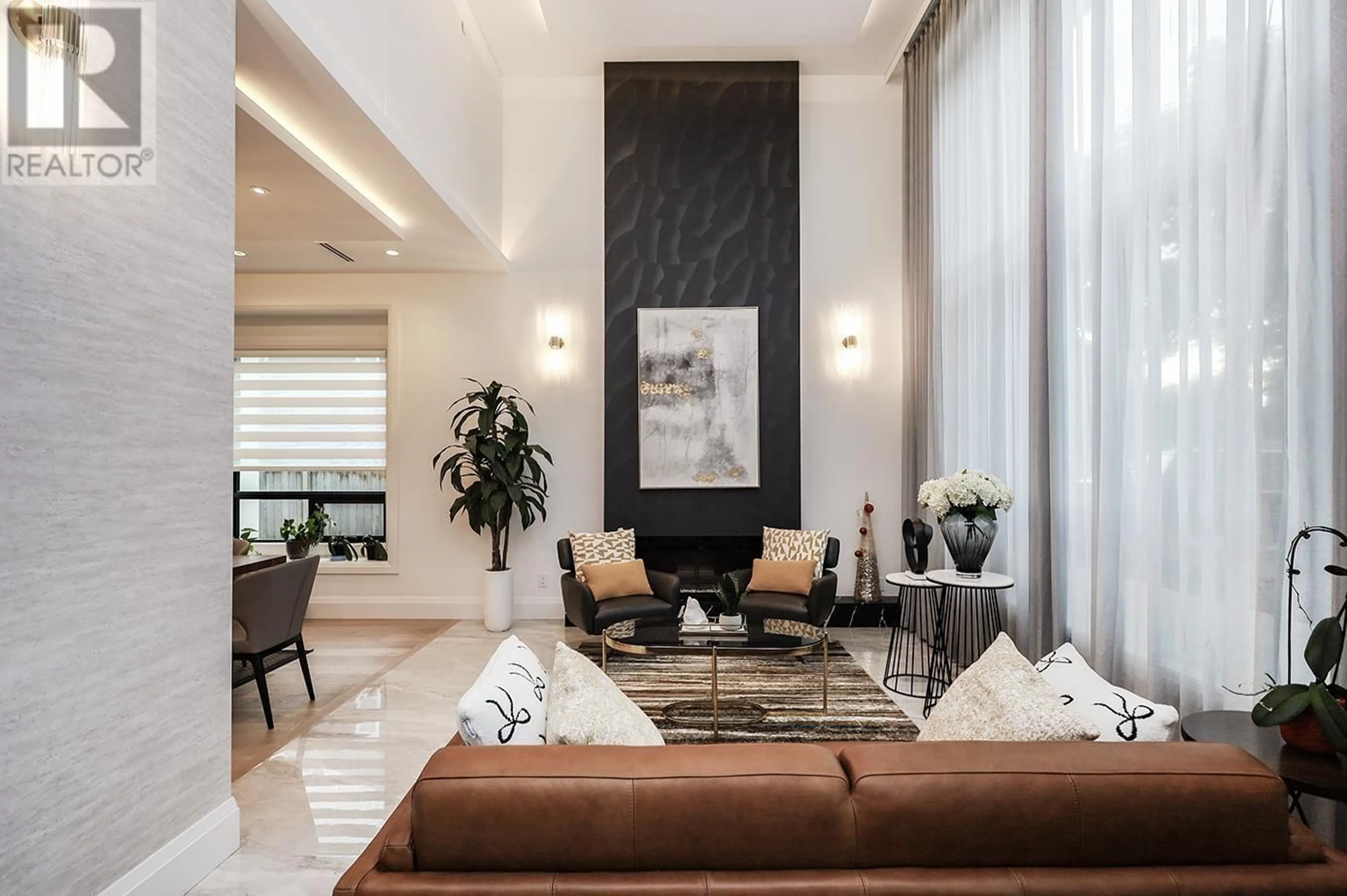 Lobby for 11320 SEAHURST ROAD, Richmond British Columbia V7A3P2
