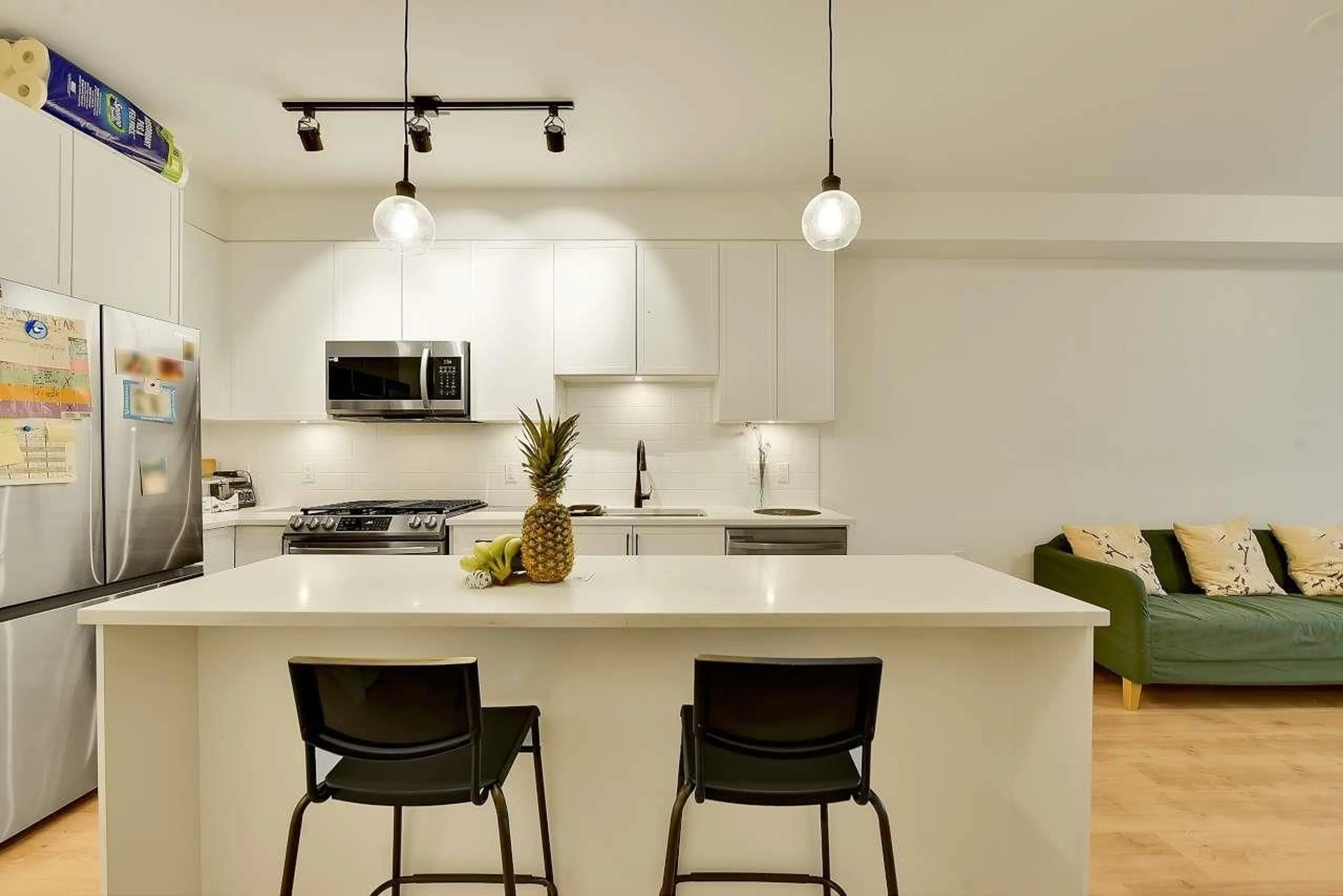 Open concept kitchen, unknown for 304 - 19935 75A, Langley British Columbia V2Y4L5
