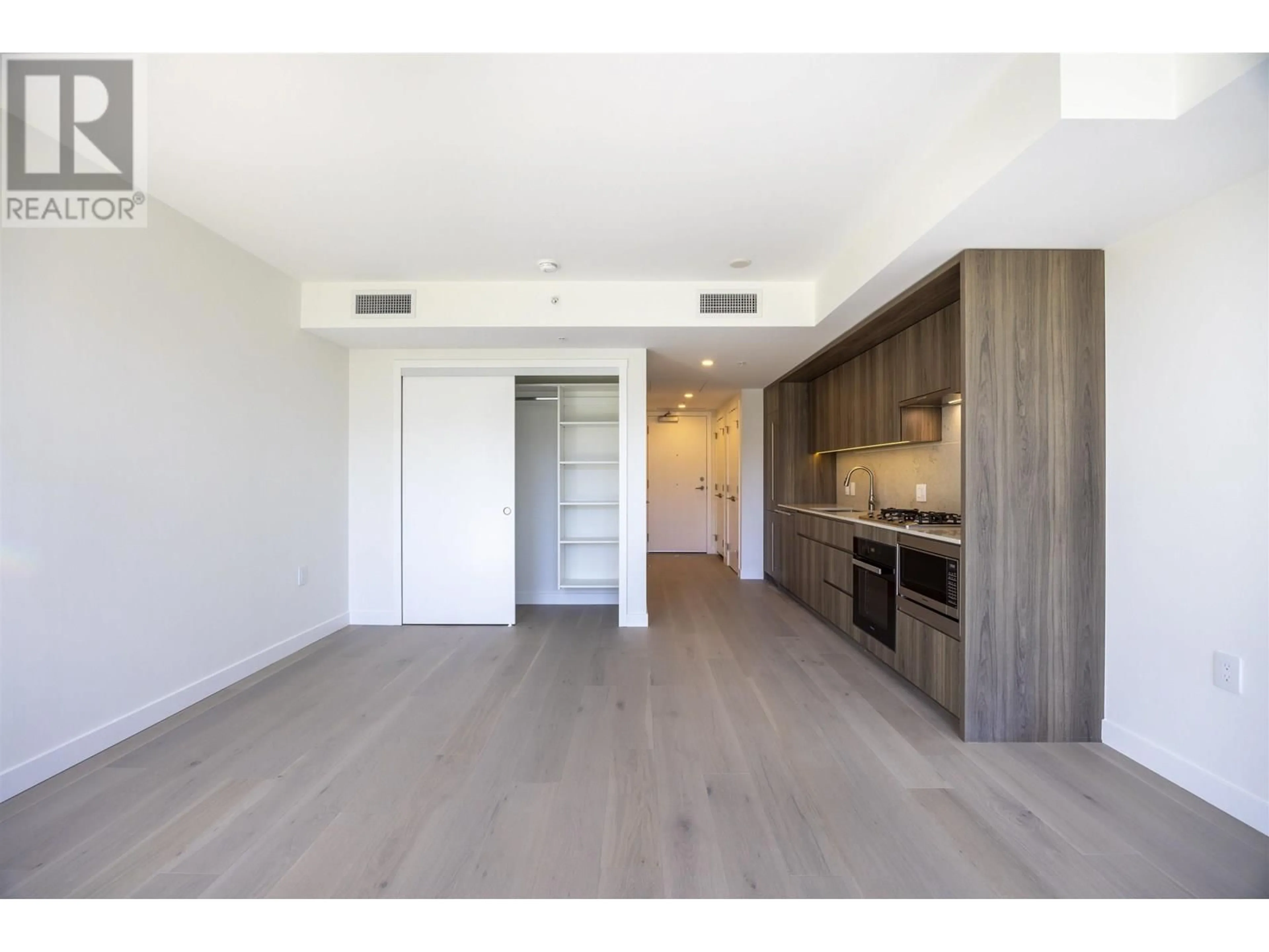 A pic of a room for 409 - 5212 CAMBIE STREET, Vancouver British Columbia V5Z2Z7