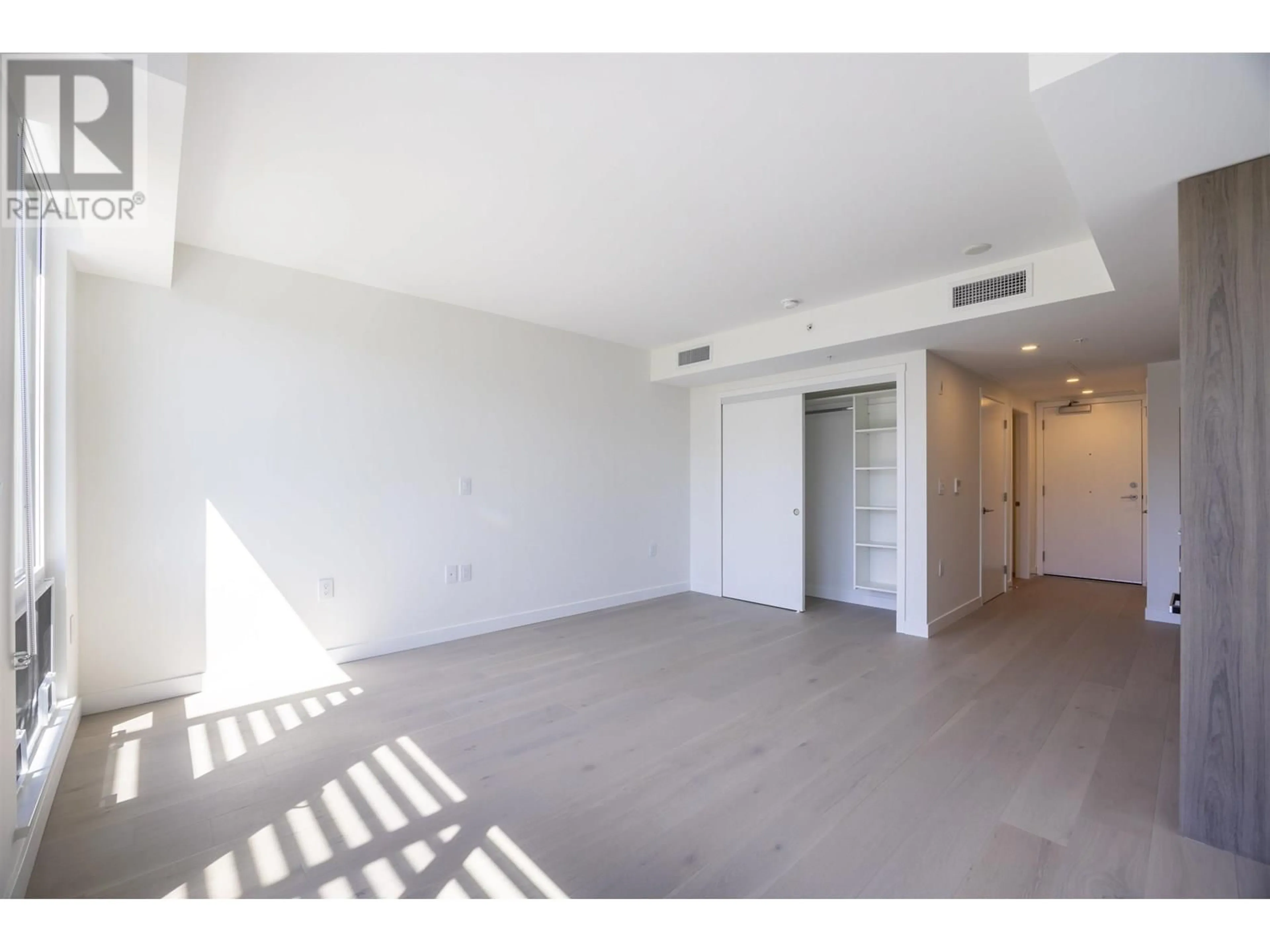 A pic of a room for 409 - 5212 CAMBIE STREET, Vancouver British Columbia V5Z2Z7