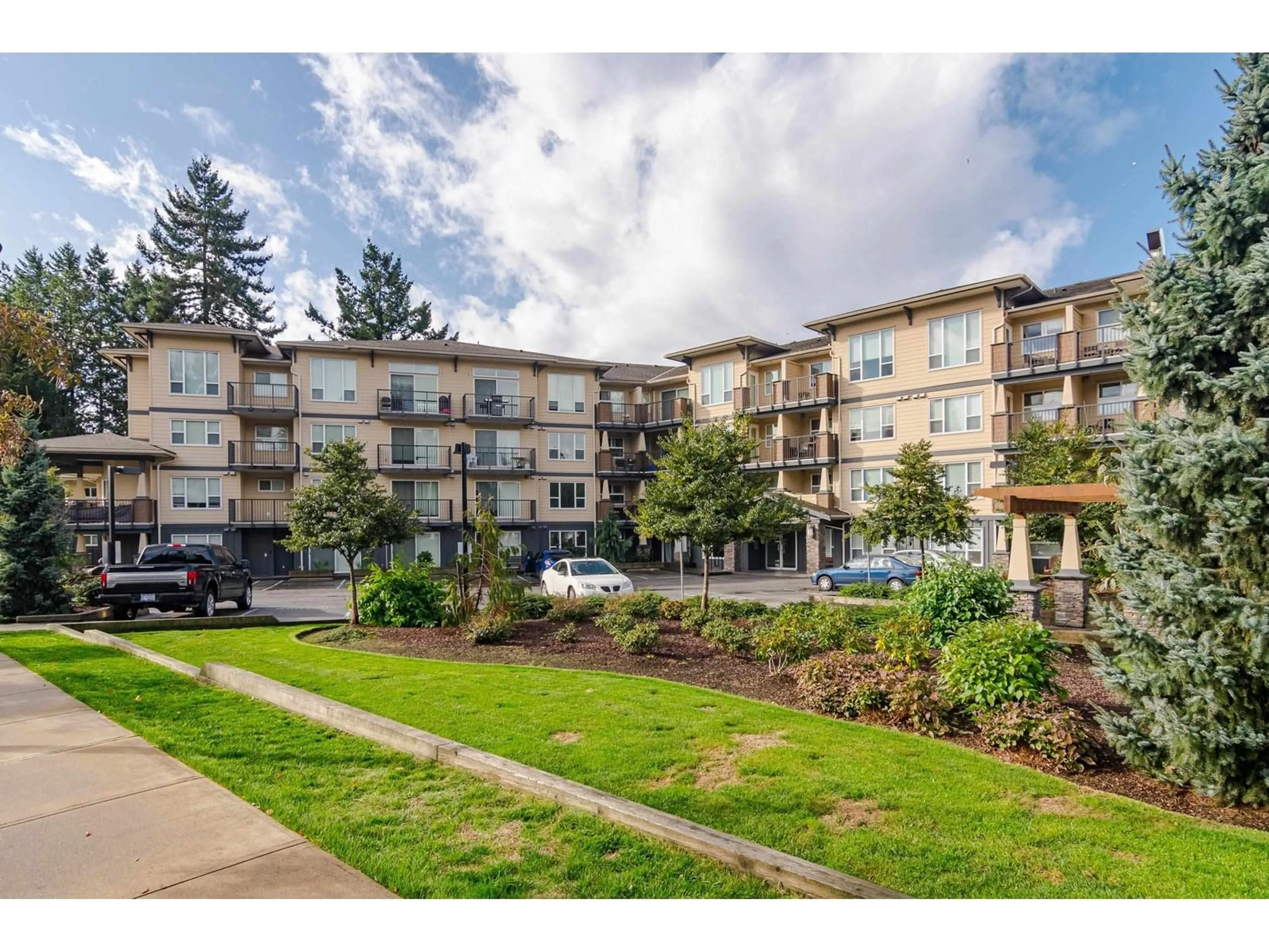 Unknown for 124 - 2565 CAMPBELL, Abbotsford British Columbia V2S0E3