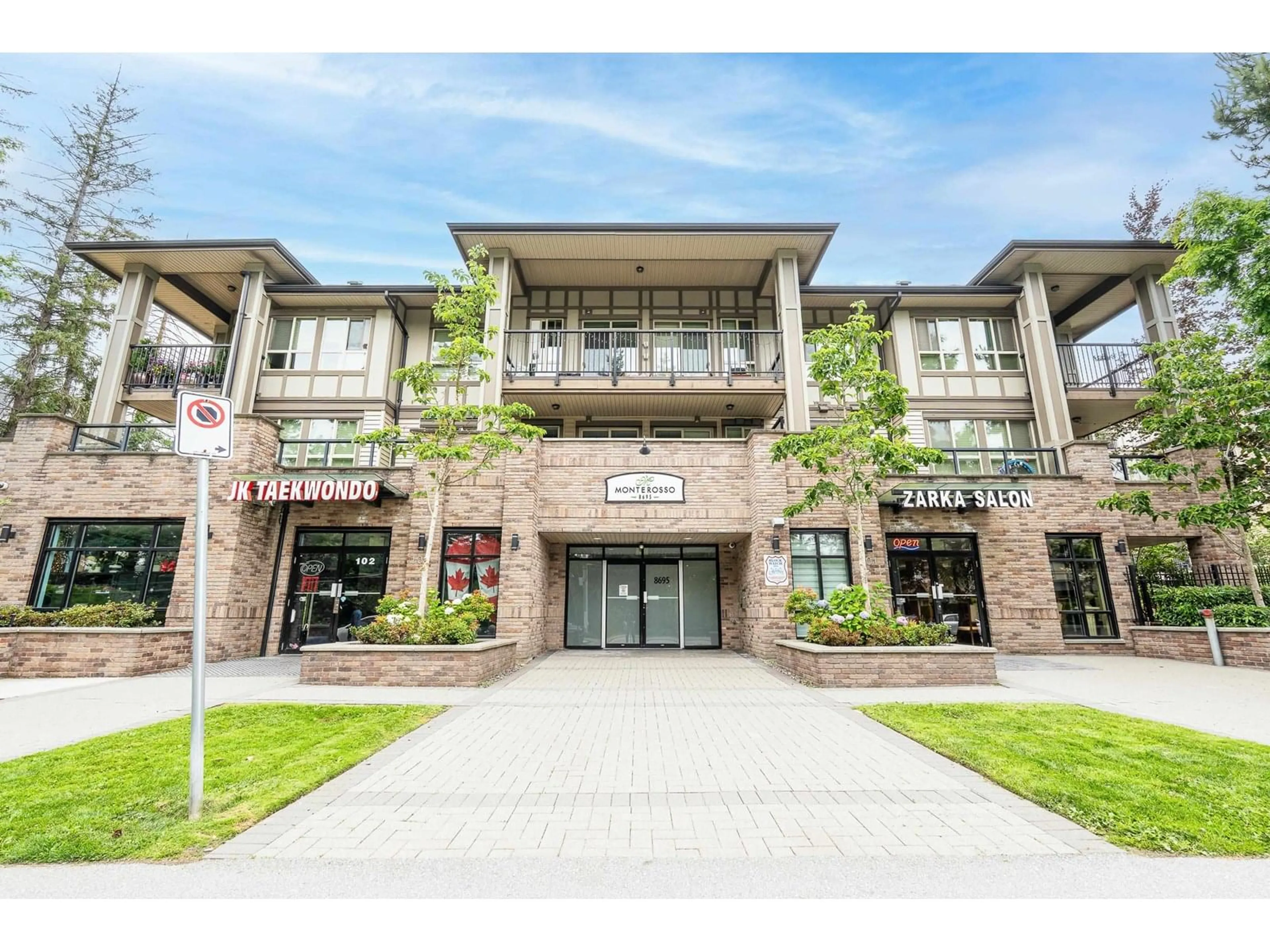 Unknown for 205 - 8695 160, Surrey British Columbia V4N6L6