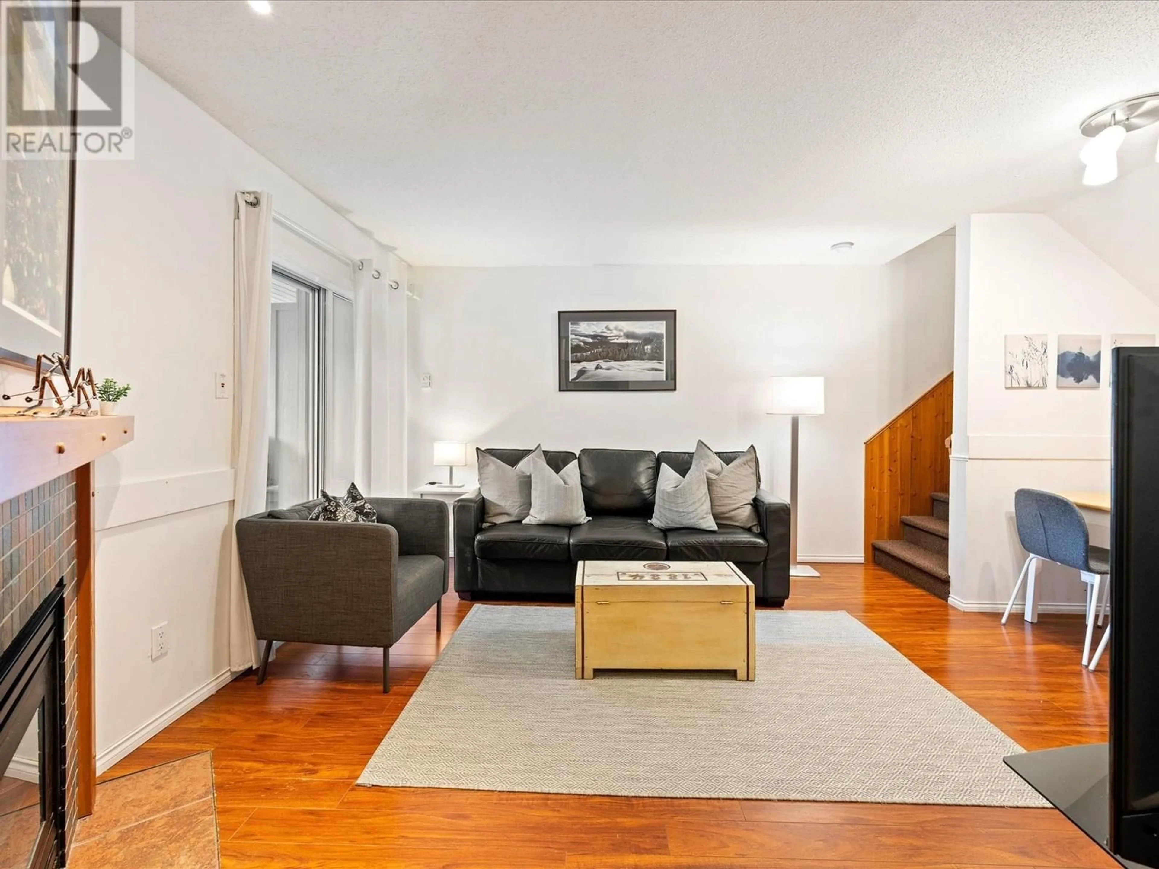 Living room with furniture, unknown for 103 - 4388 NORTHLANDS BOULEVARD, Whistler British Columbia V8E1C6