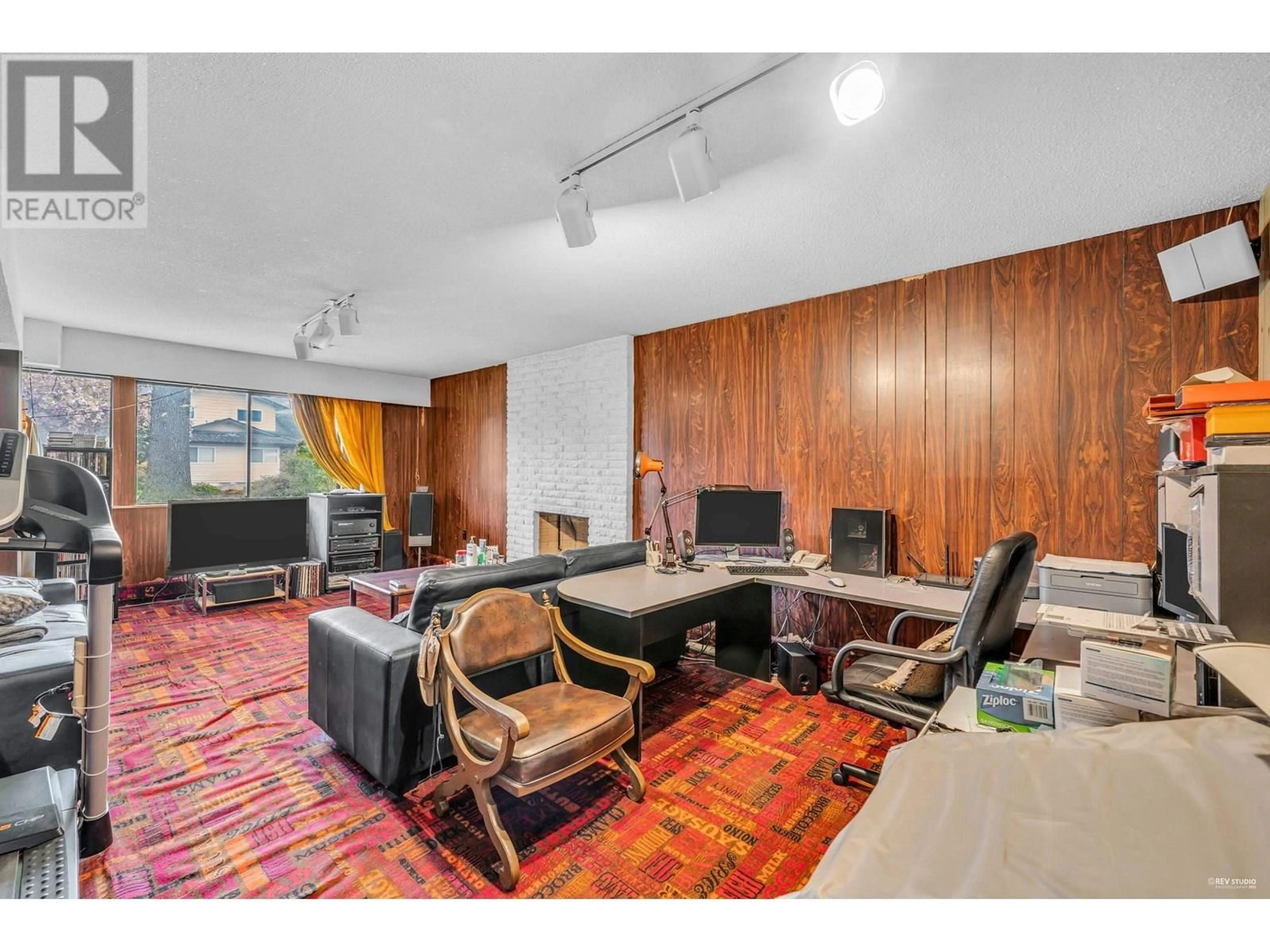 Unknown for 10671 ANAHIM DRIVE, Richmond British Columbia V7A3C6