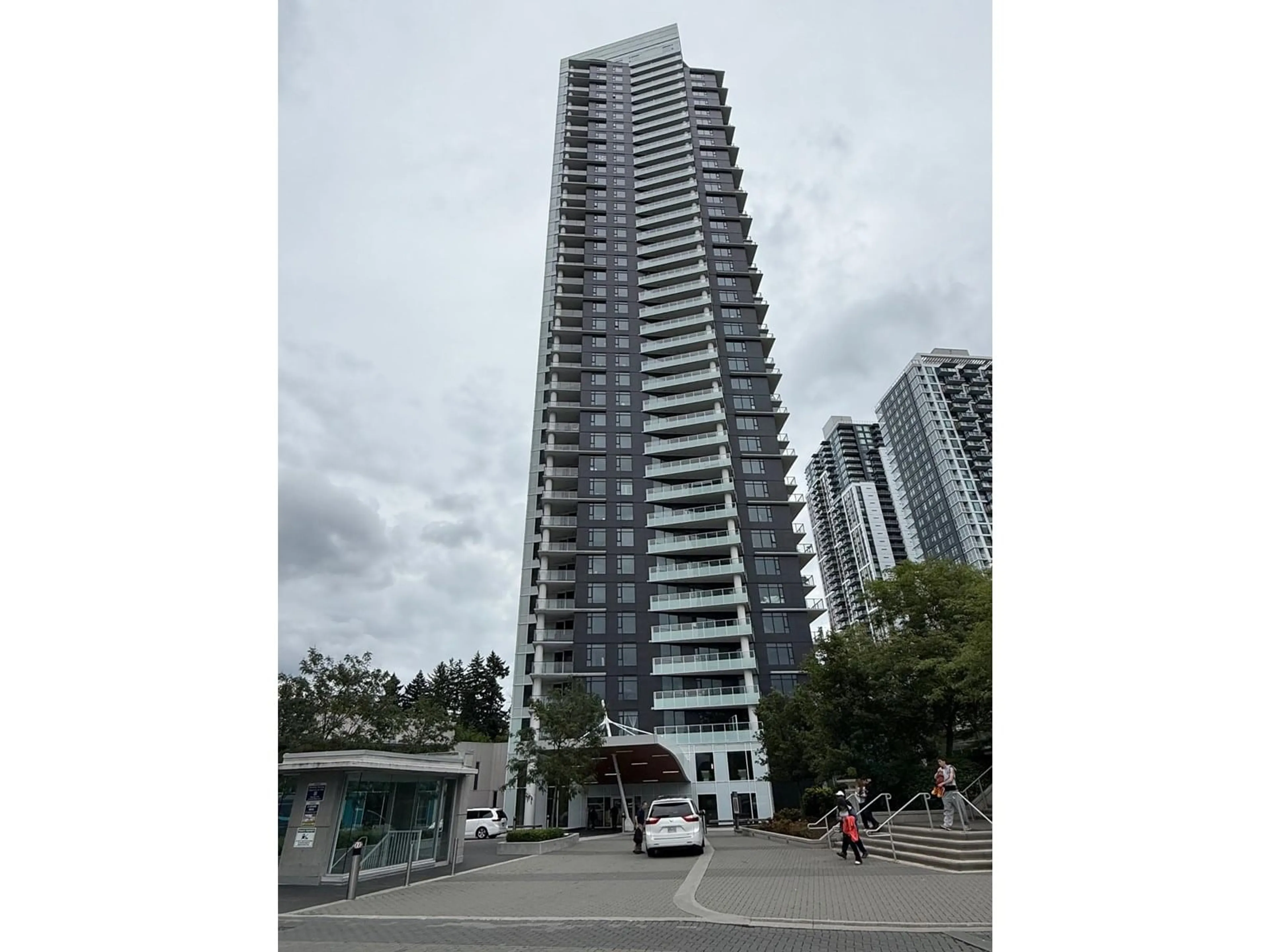 Unknown for 801 - 9887 WHALLEY, Surrey British Columbia V3T0P4
