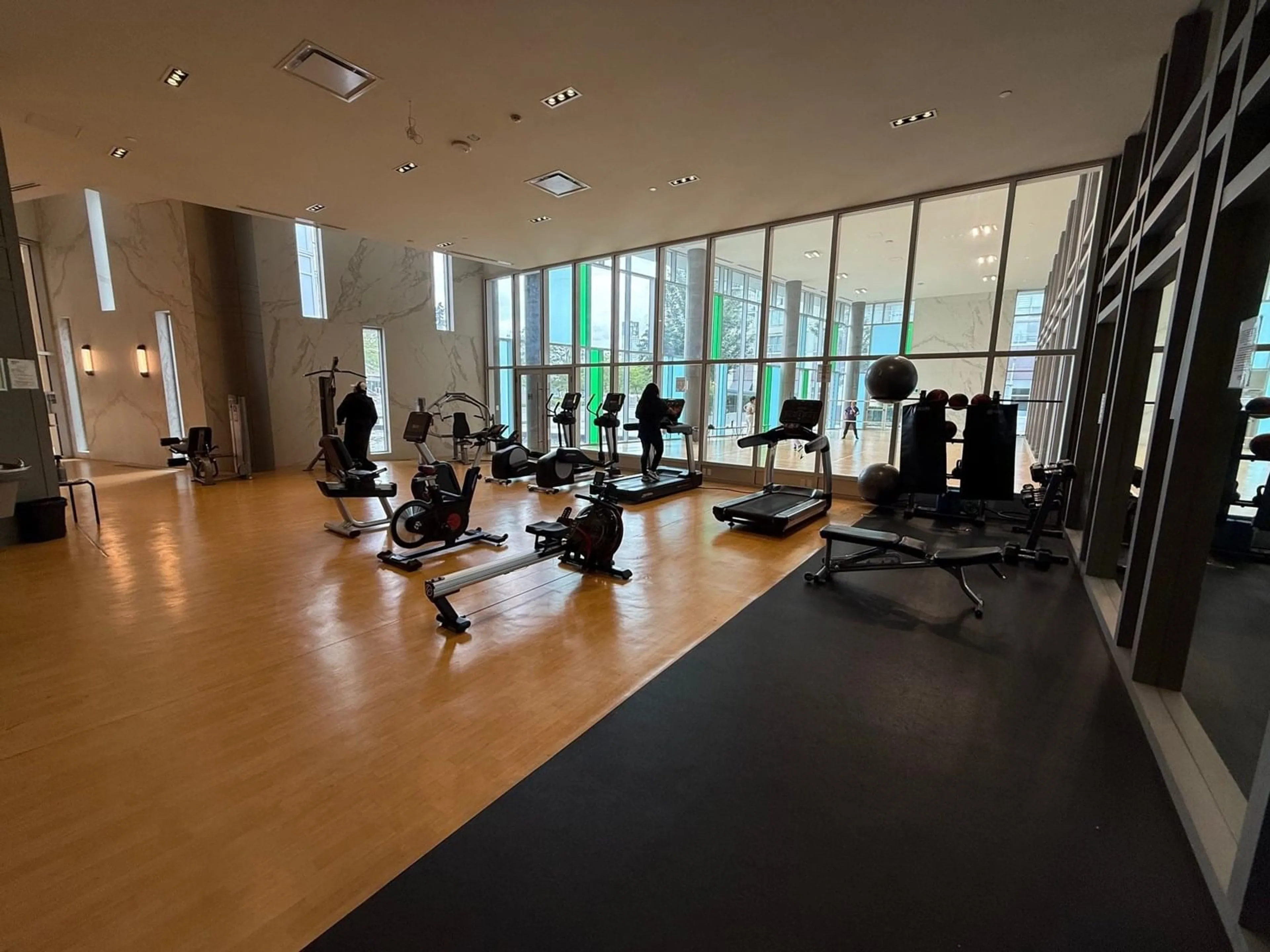 Gym or fitness room for 801 - 9887 WHALLEY, Surrey British Columbia V3T0P4