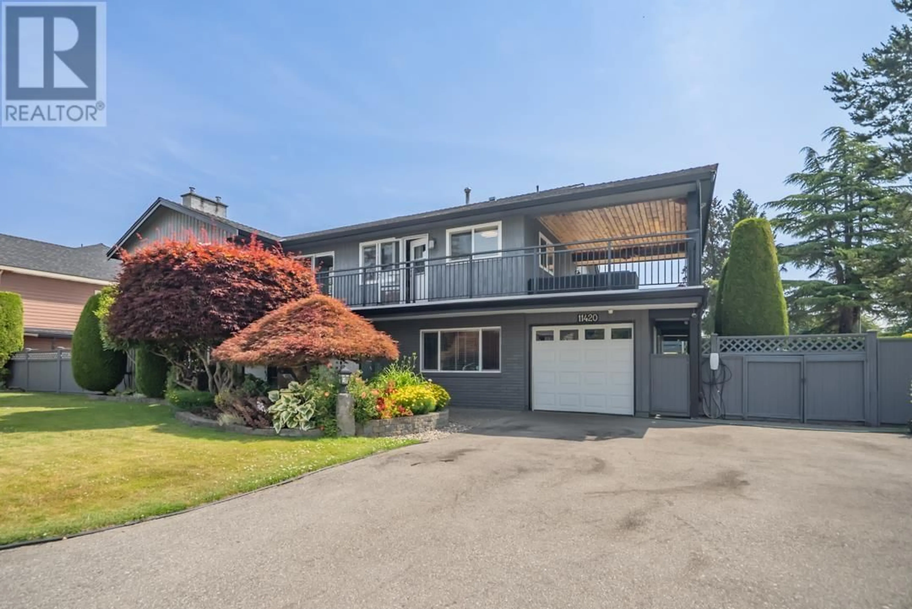 Home with vinyl exterior material, street for 11420 SEABROOK CRESCENT, Richmond British Columbia V7A3H3