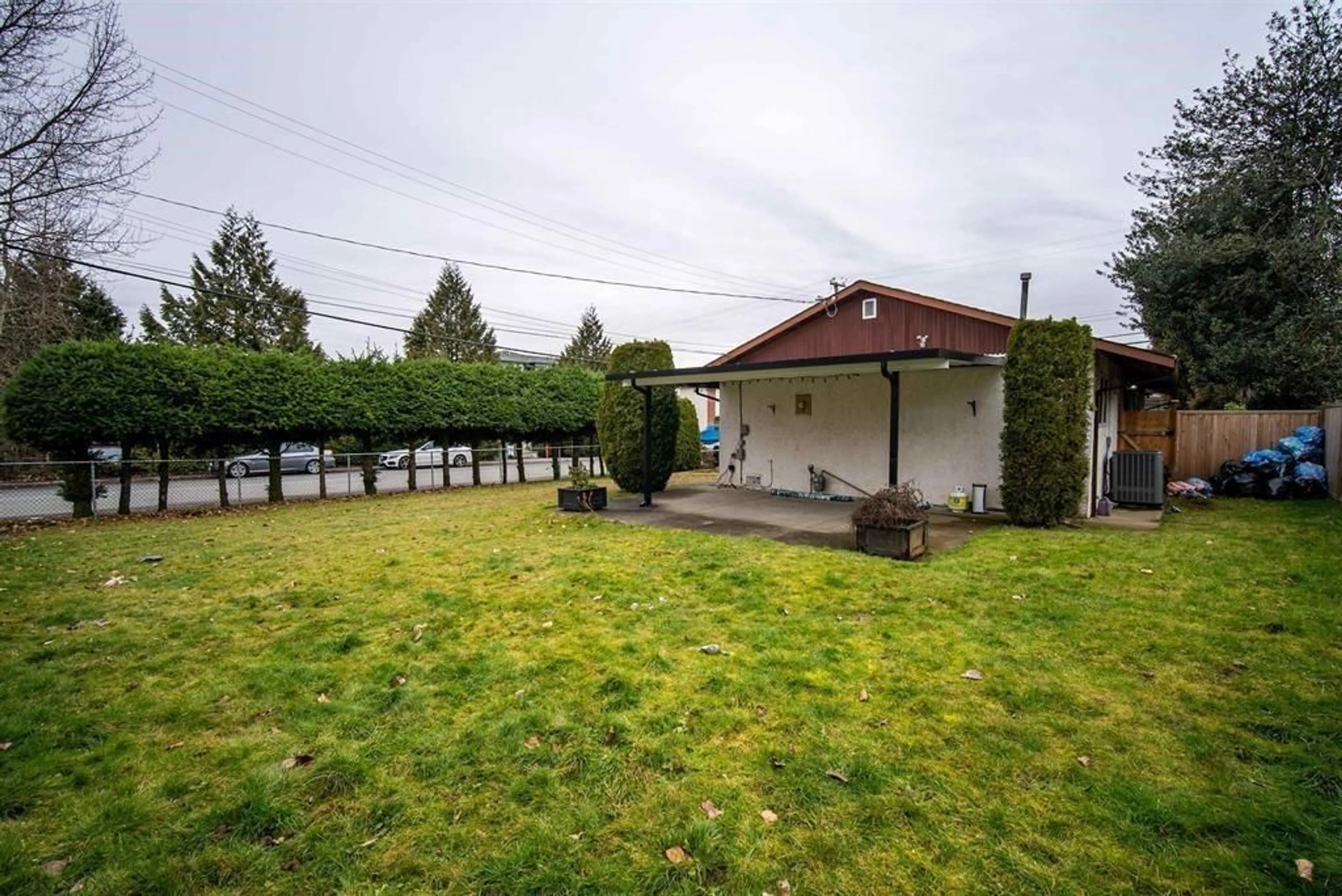 Patio, water/lake/river/ocean view for 1926 SALTON, Abbotsford British Columbia V2S3W7