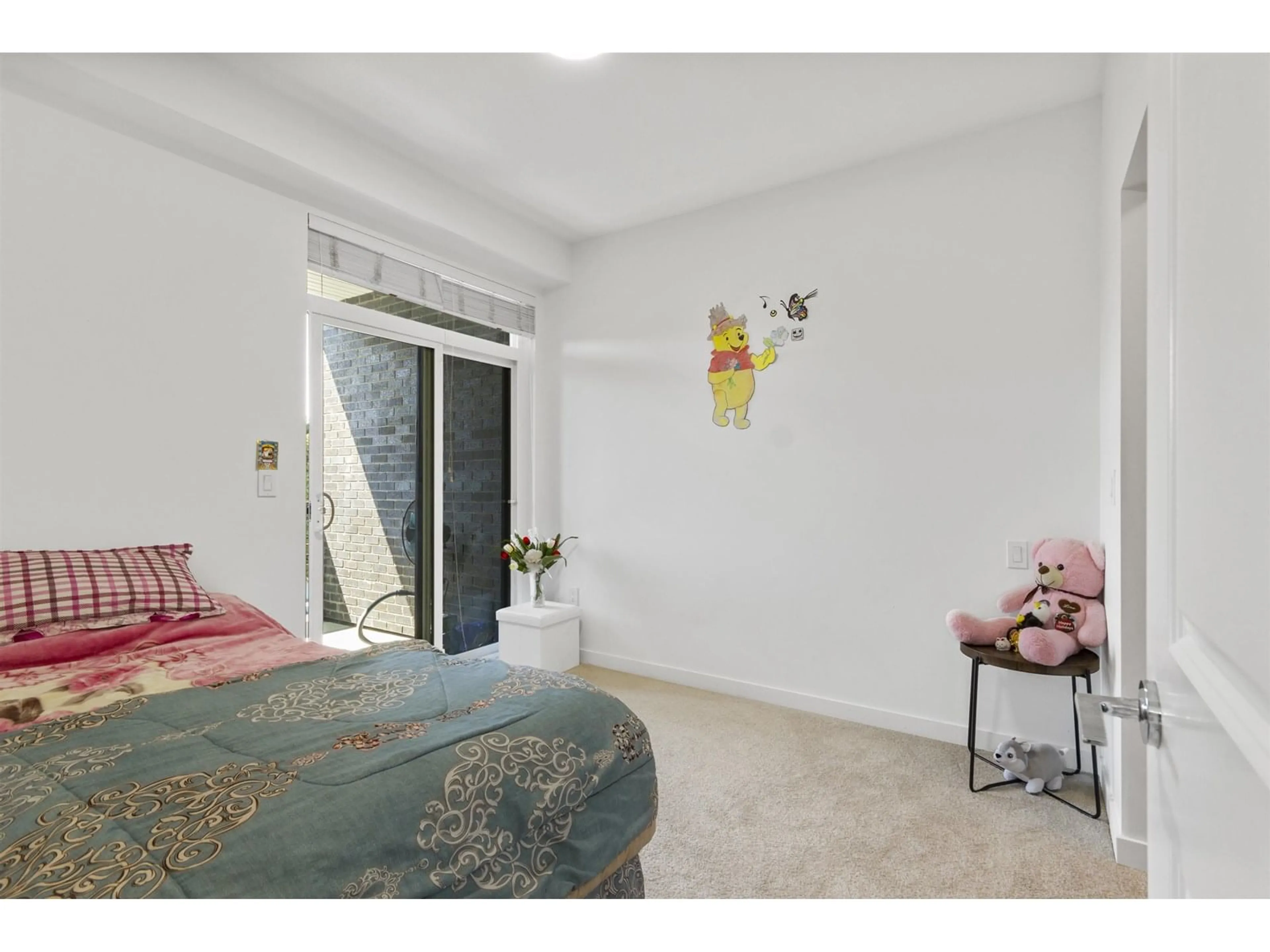 A pic of a room for 306 - 13623 81A, Surrey British Columbia V3W3N7