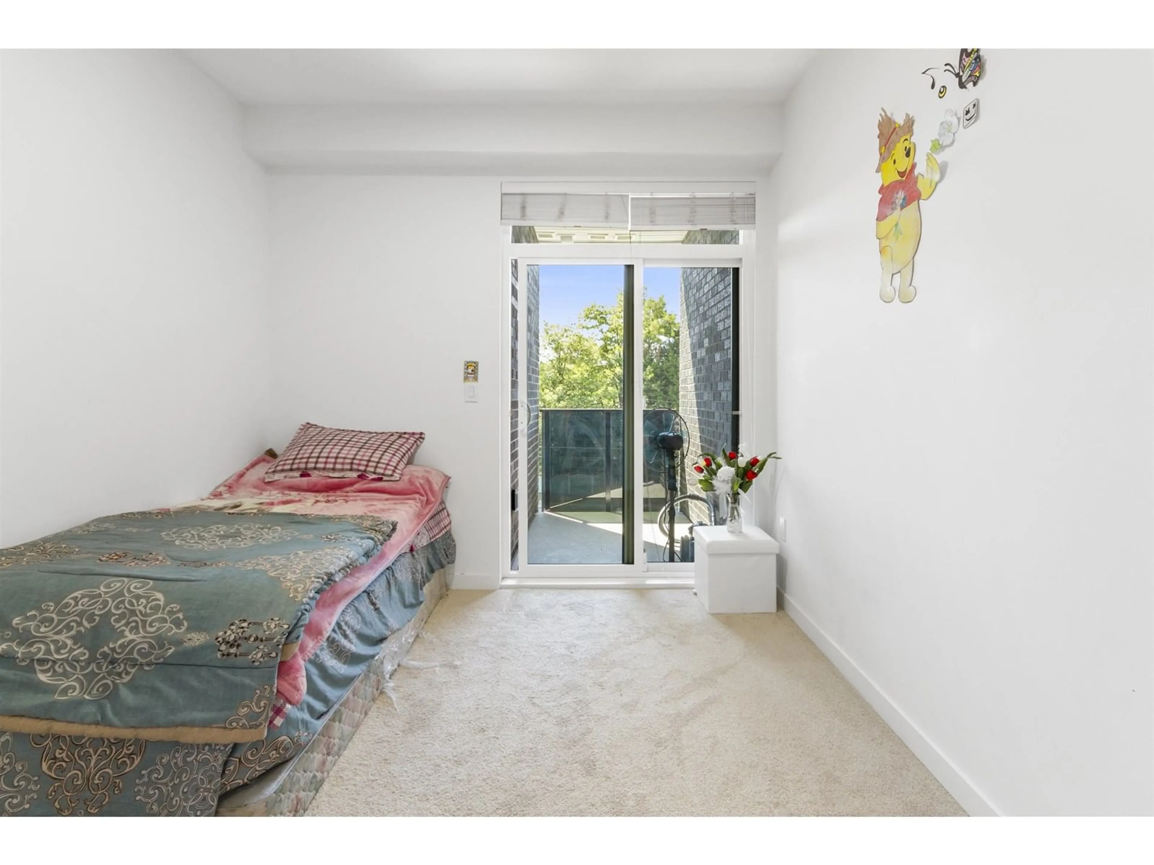 A pic of a room for 306 - 13623 81A, Surrey British Columbia V3W3N7