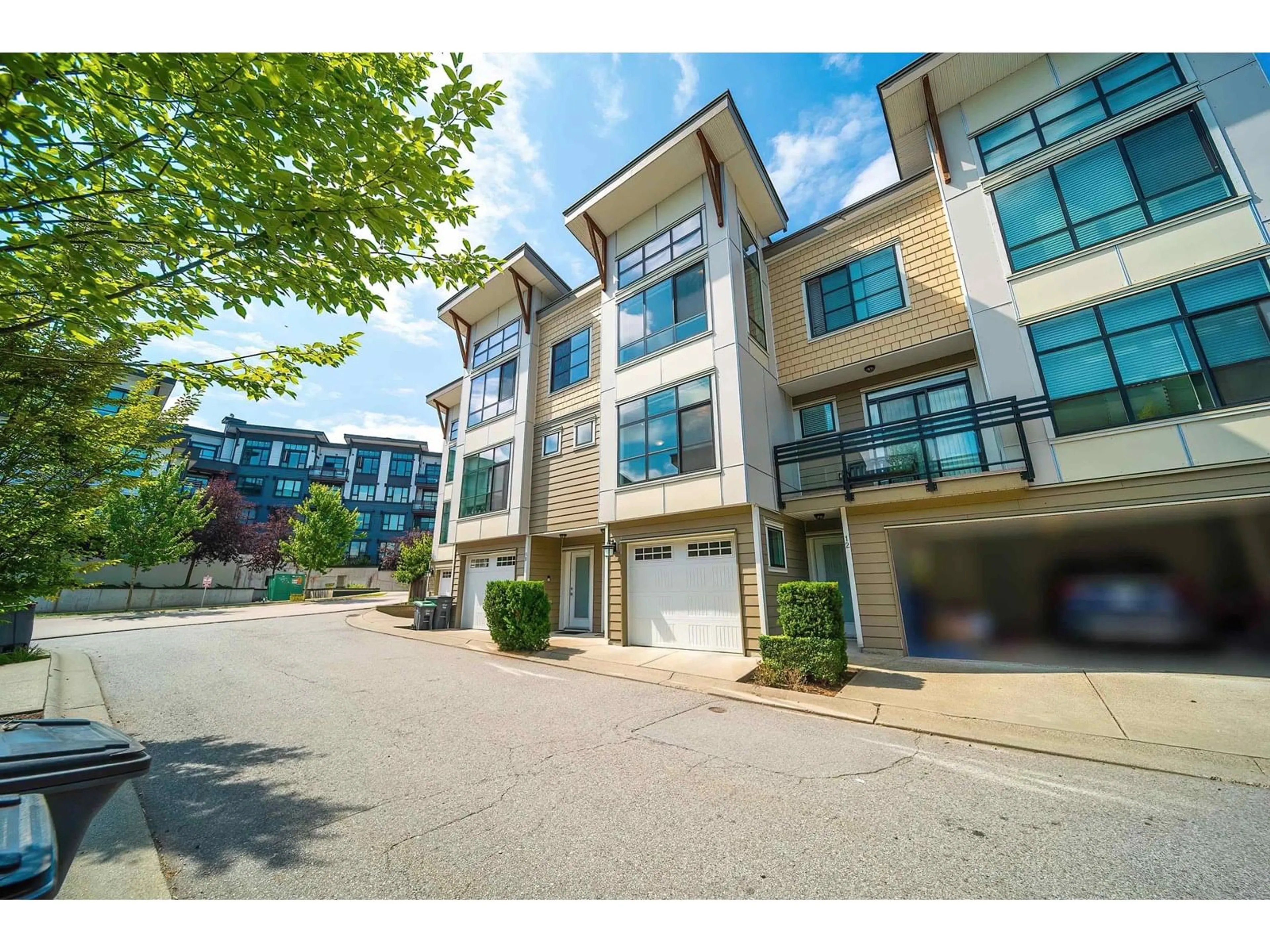 Unknown for 11 - 9989 BARNSTON EAST, Surrey British Columbia V4N6N3