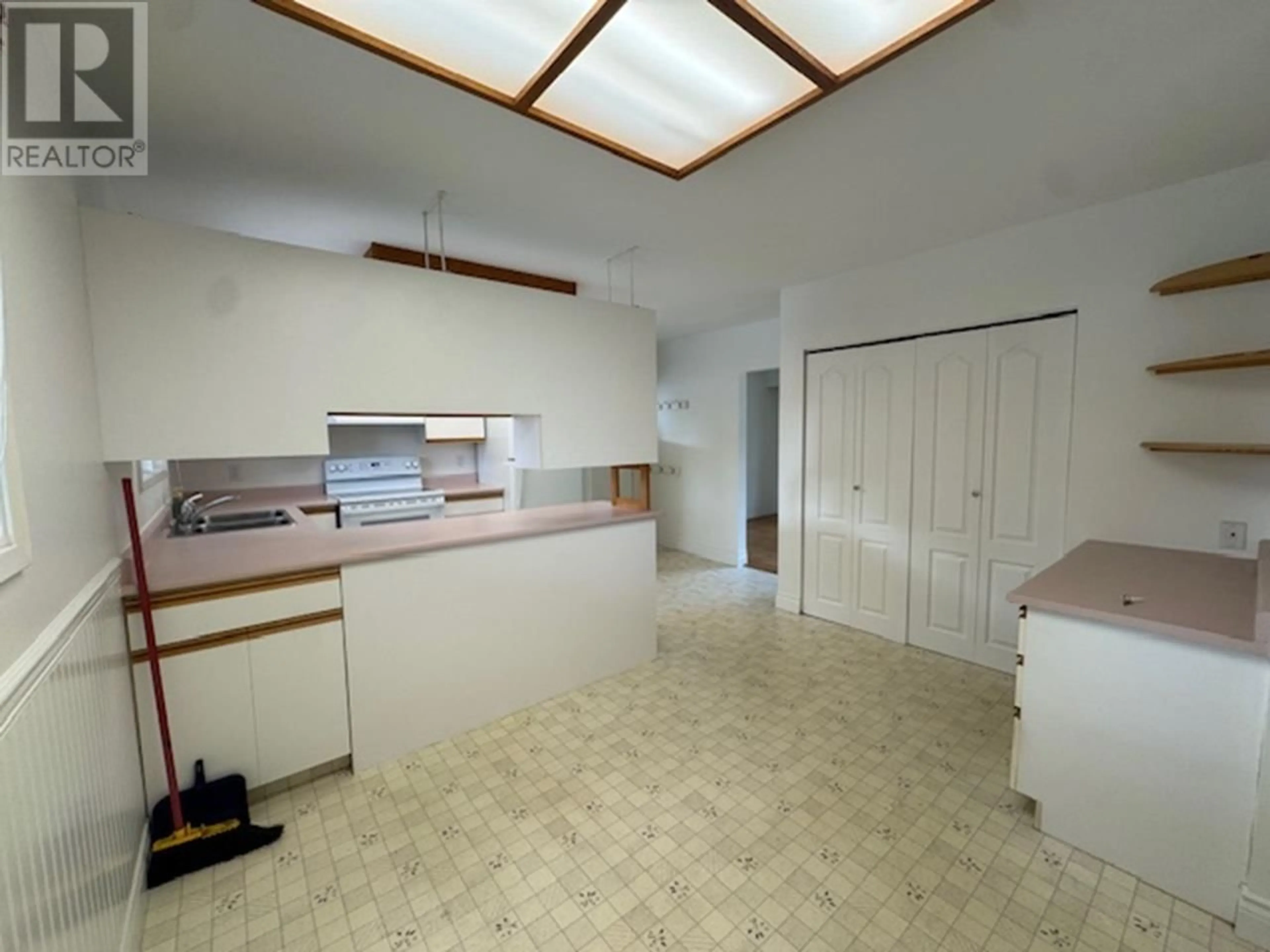 A pic of a room for 204 MCQUEEN CRESCENT, Prince George British Columbia V2M4R9