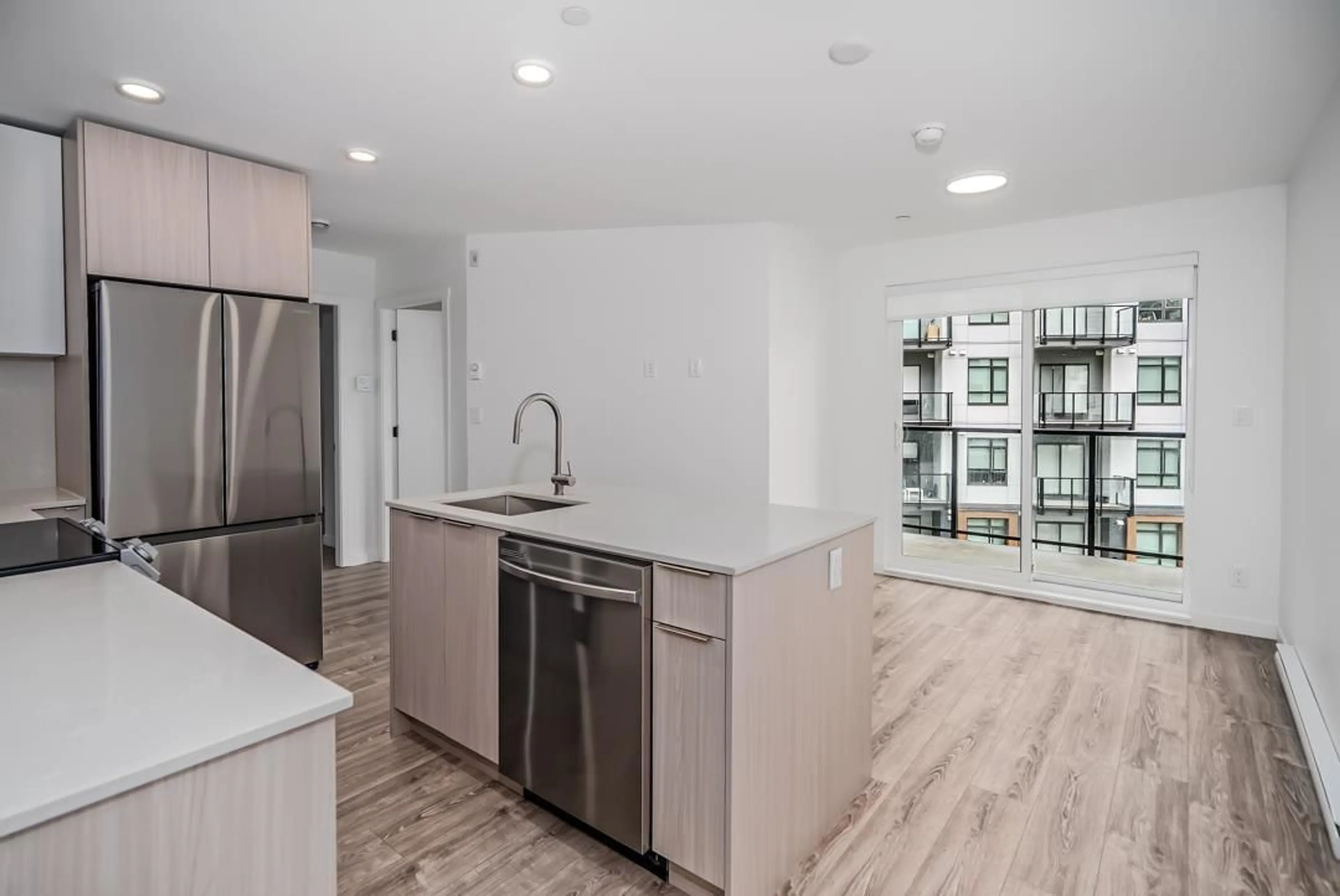Open concept kitchen, unknown for 422 - 13968 LAUREL, Surrey British Columbia V3T1A8