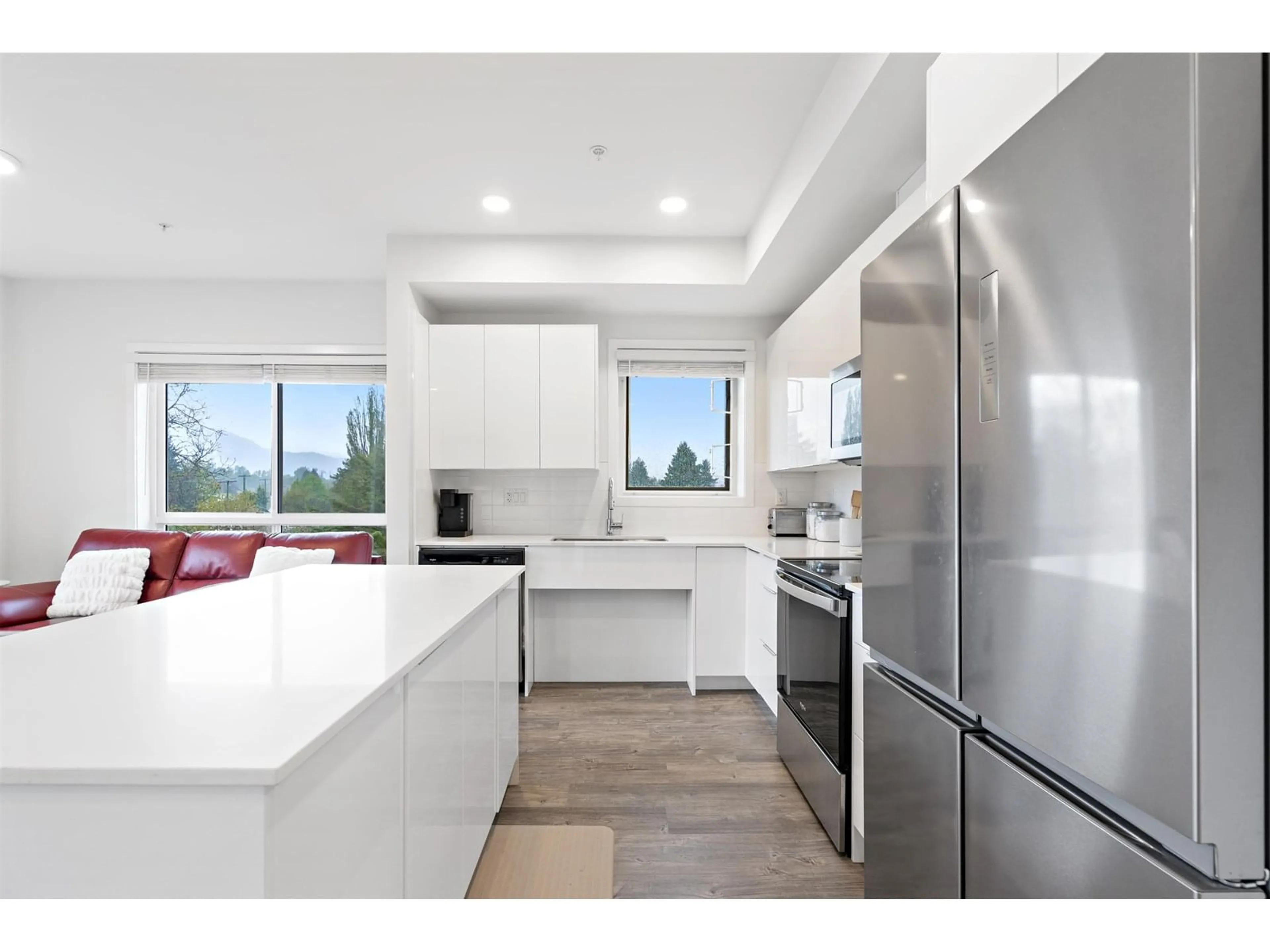 Open concept kitchen, unknown for 312 - 9450 ROBSON STREET, Chilliwack British Columbia V2P0L7