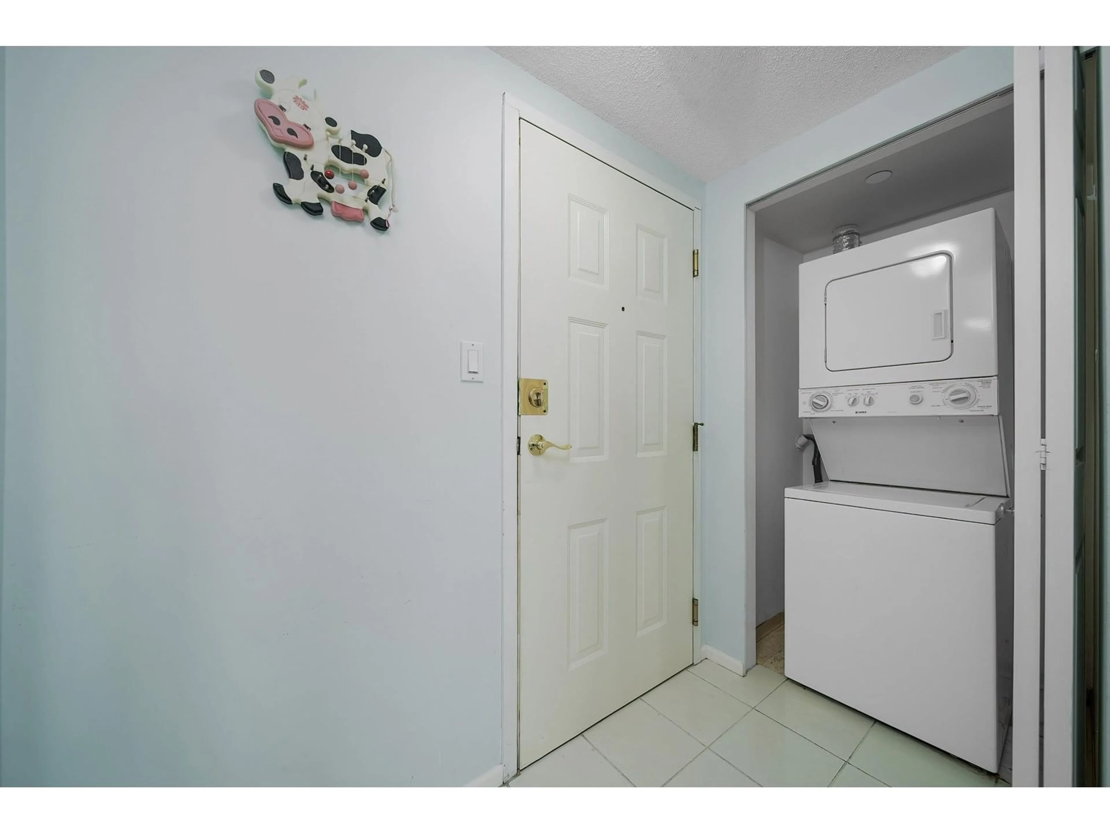 Unknown for 405 - 13880 101, Surrey British Columbia V3T5T1